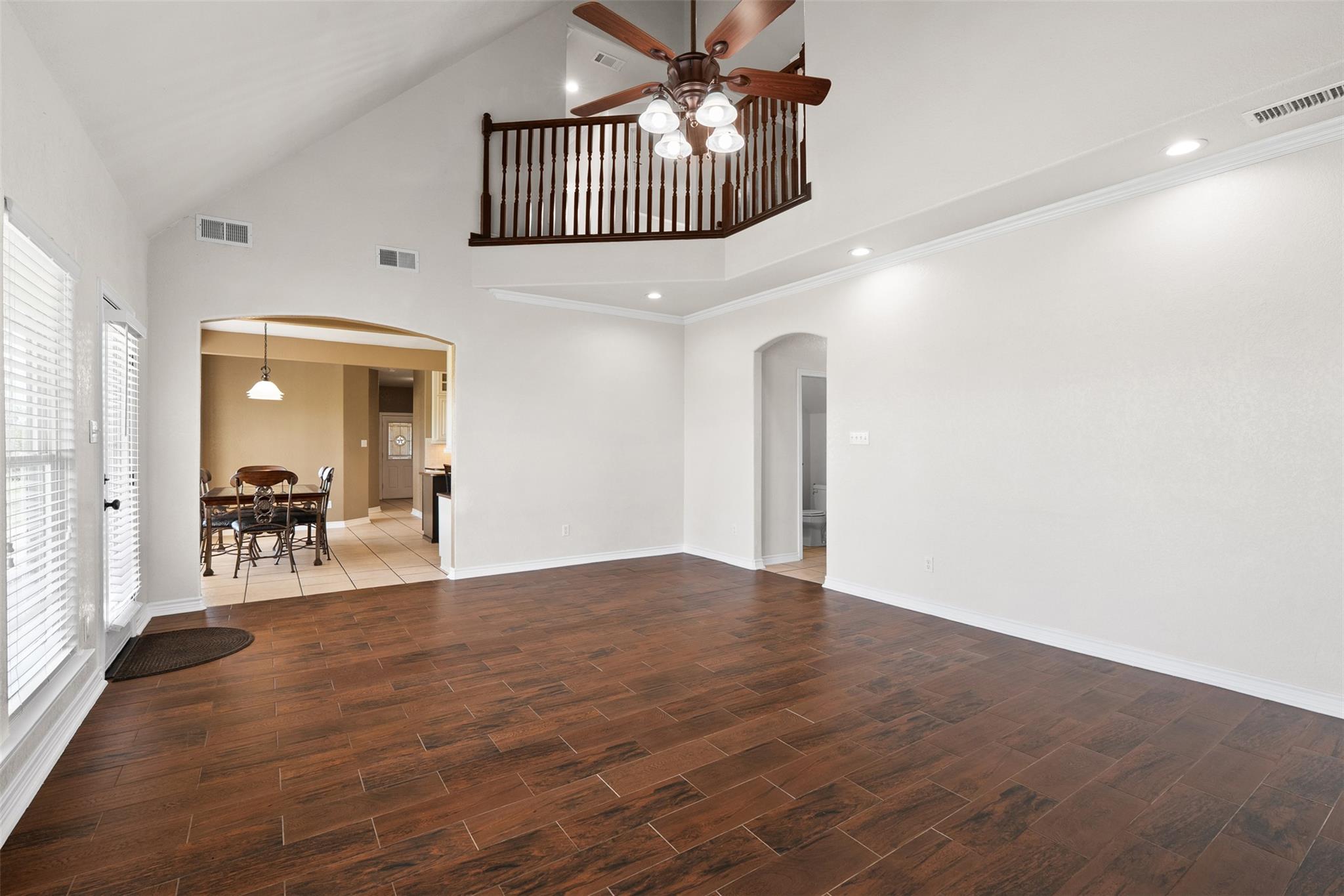 Image 17 of 40 For 876 St Joseph Rd