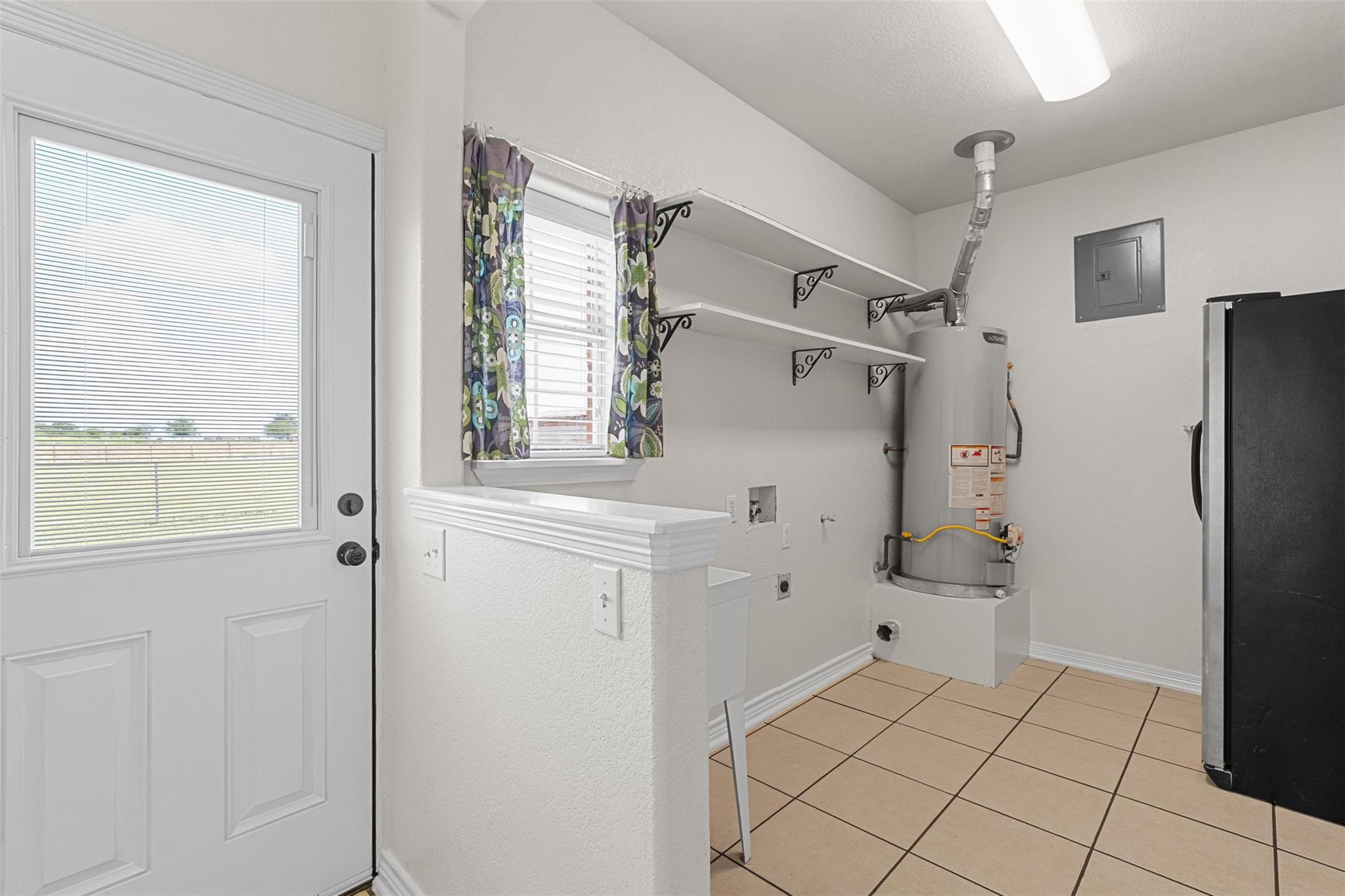 Image 22 of 40 For 876 St Joseph Rd