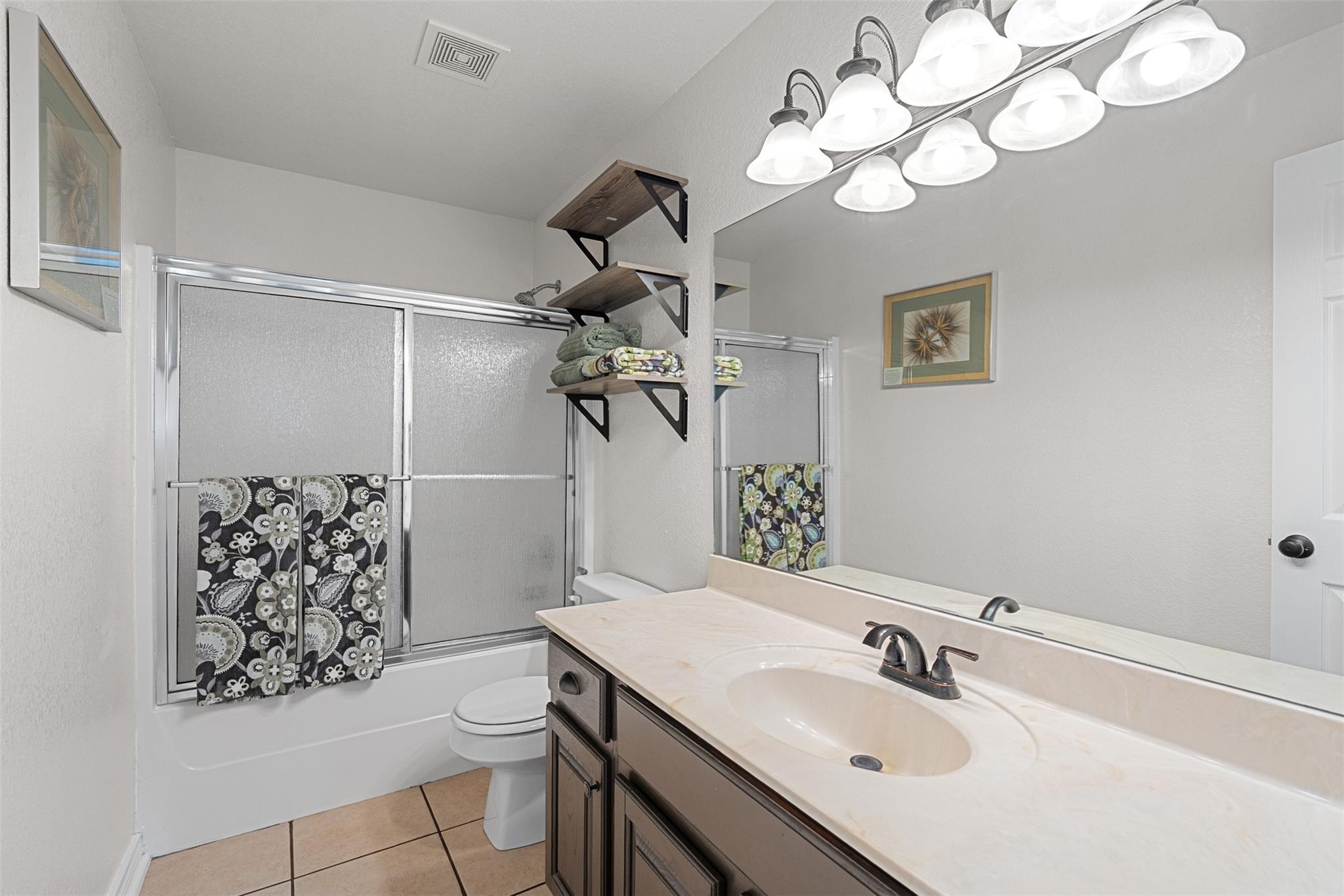 Image 33 of 40 For 876 St Joseph Rd