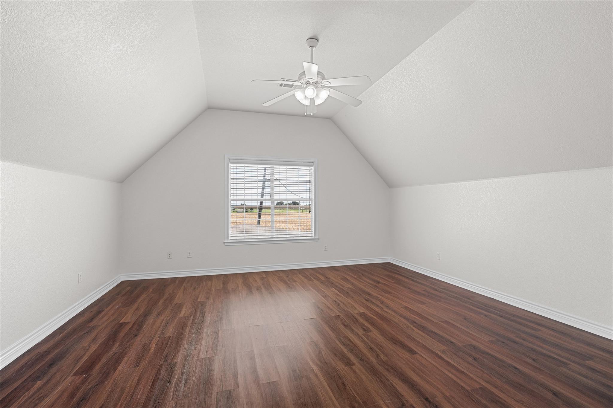 Image 35 of 40 For 876 St Joseph Rd