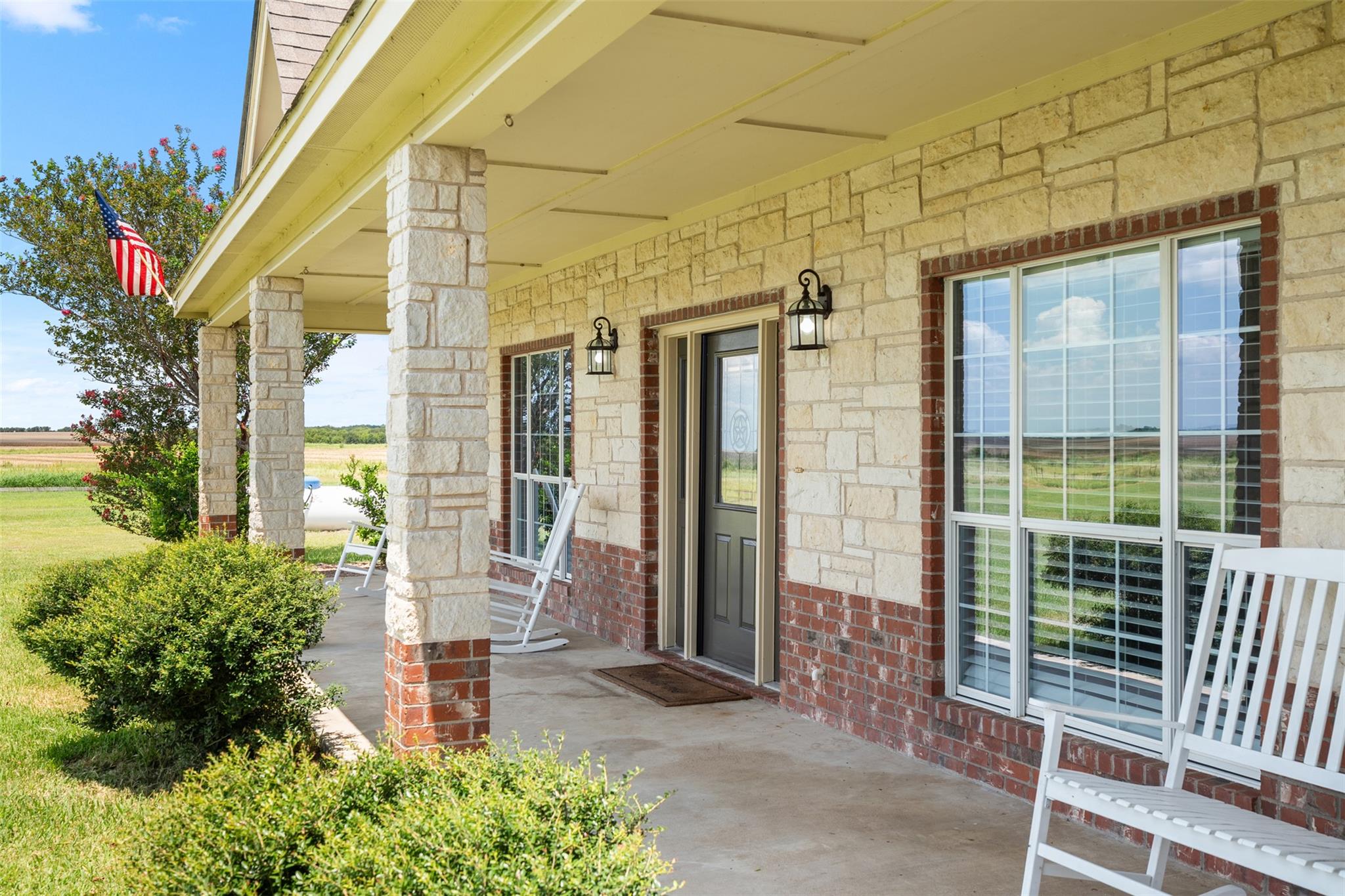 Image 5 of 40 For 876 St Joseph Rd