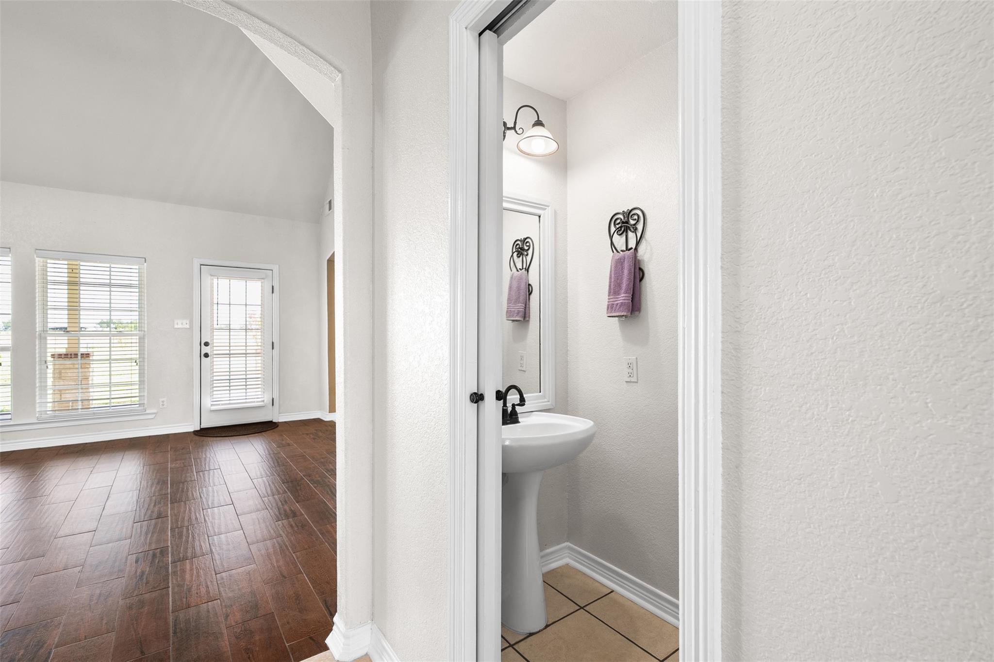 Image 9 of 40 For 876 St Joseph Rd