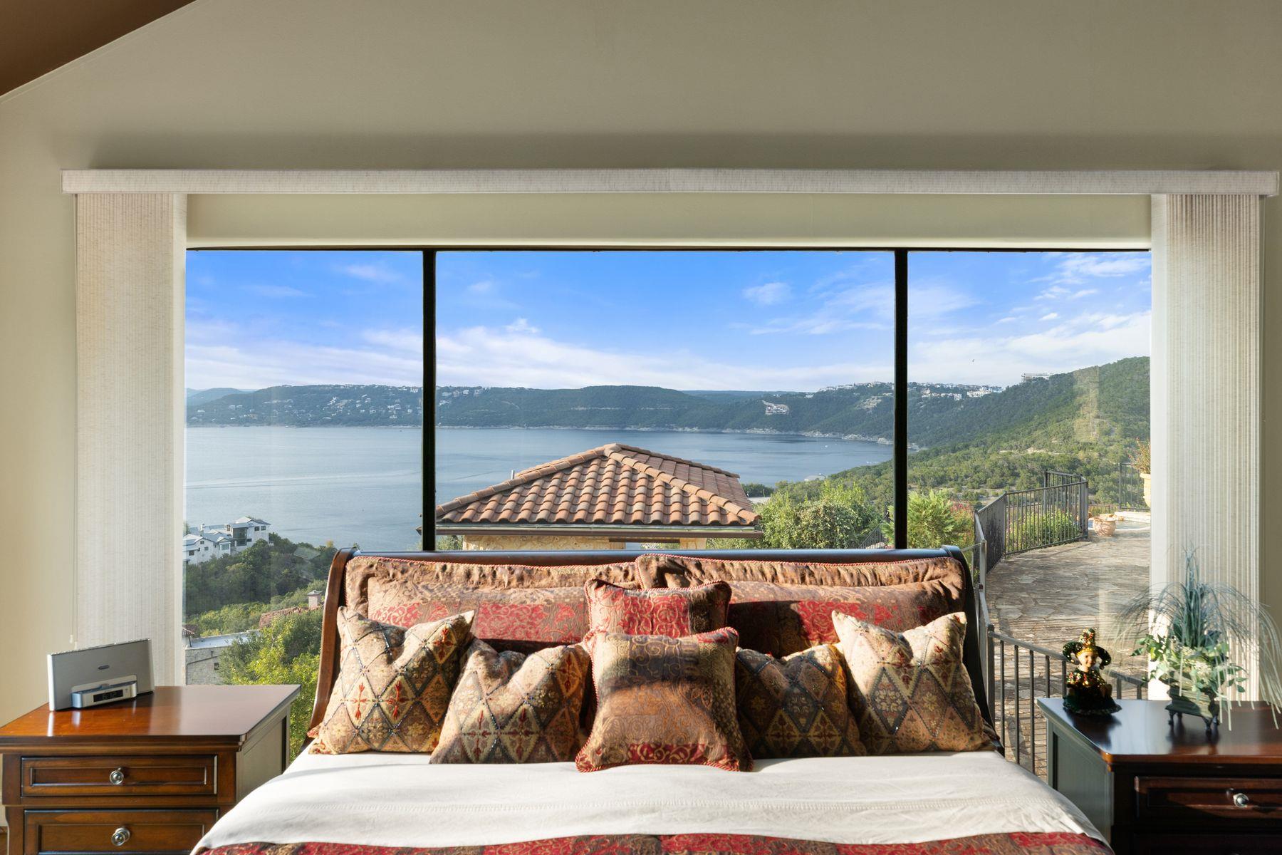 Image 13 of 37 For 12600 Lyndon Dr