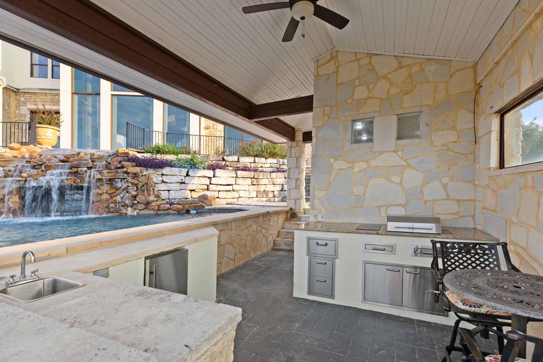 Image 31 of 37 For 12600 Lyndon Dr