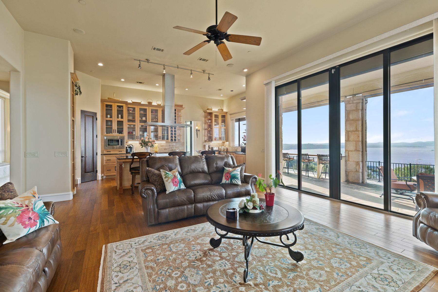 Image 9 of 37 For 12600 Lyndon Dr