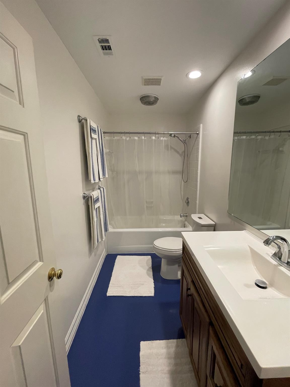 Image 9 of 16 For 641 Evergreen Ln