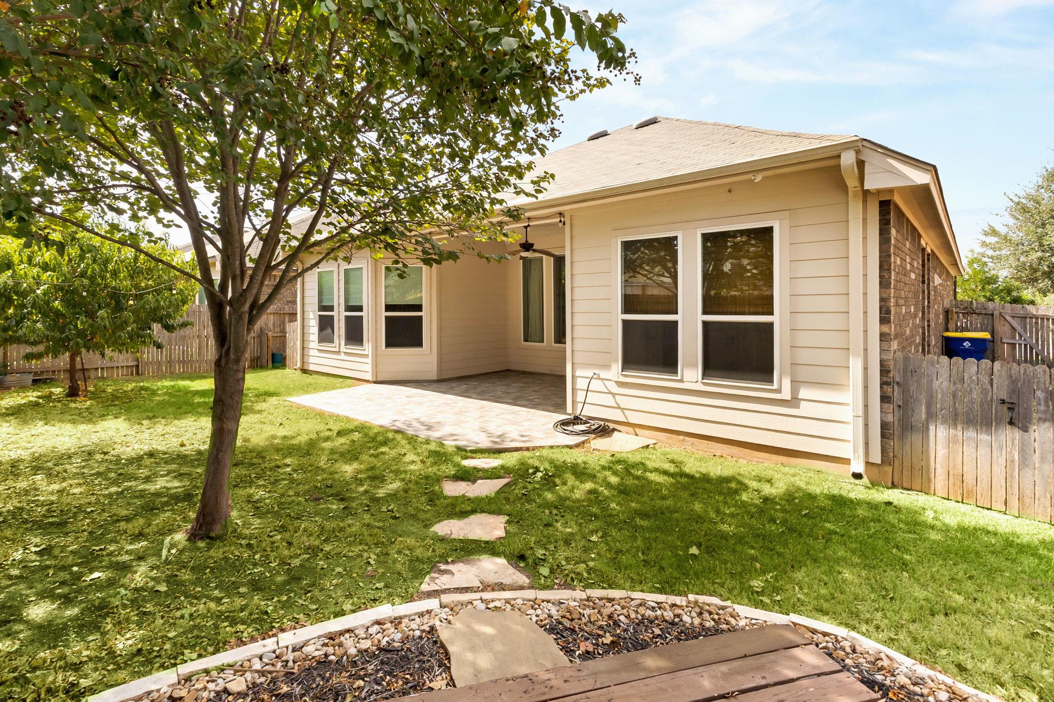 Image 25 of 31 For 661 Bison Ln