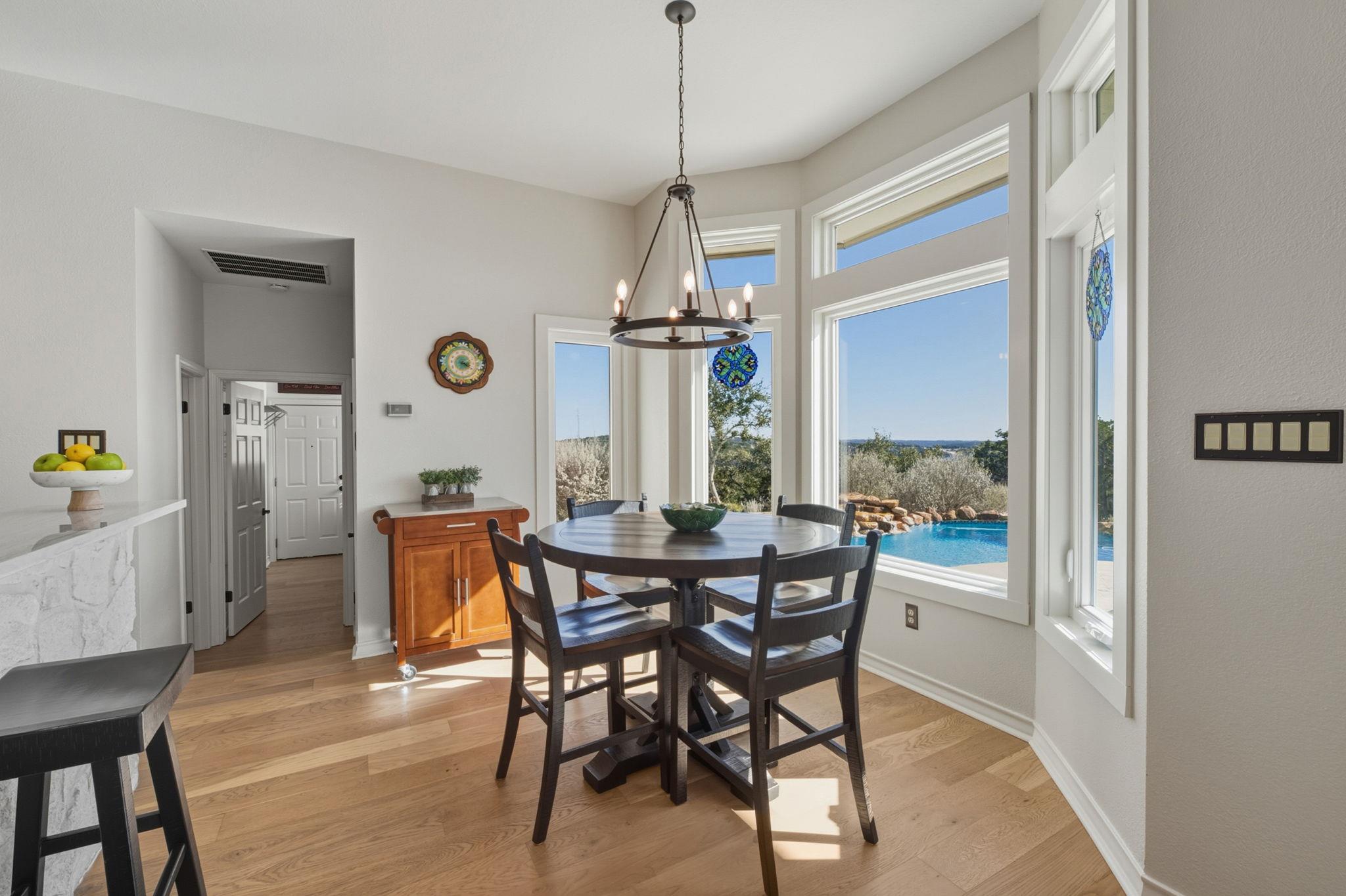 Image 11 of 35 For 103 High Sierra Dr