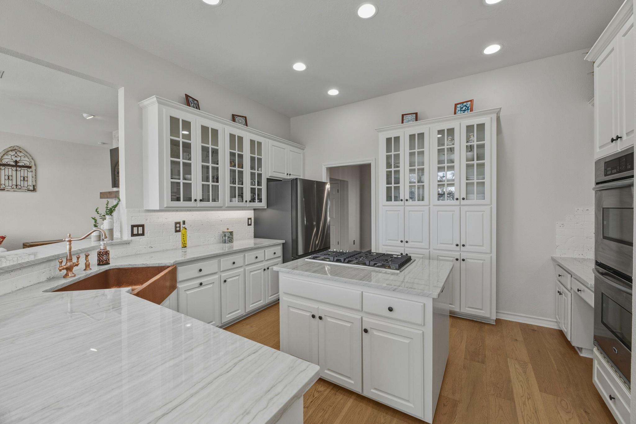 Image 12 of 35 For 103 High Sierra Dr