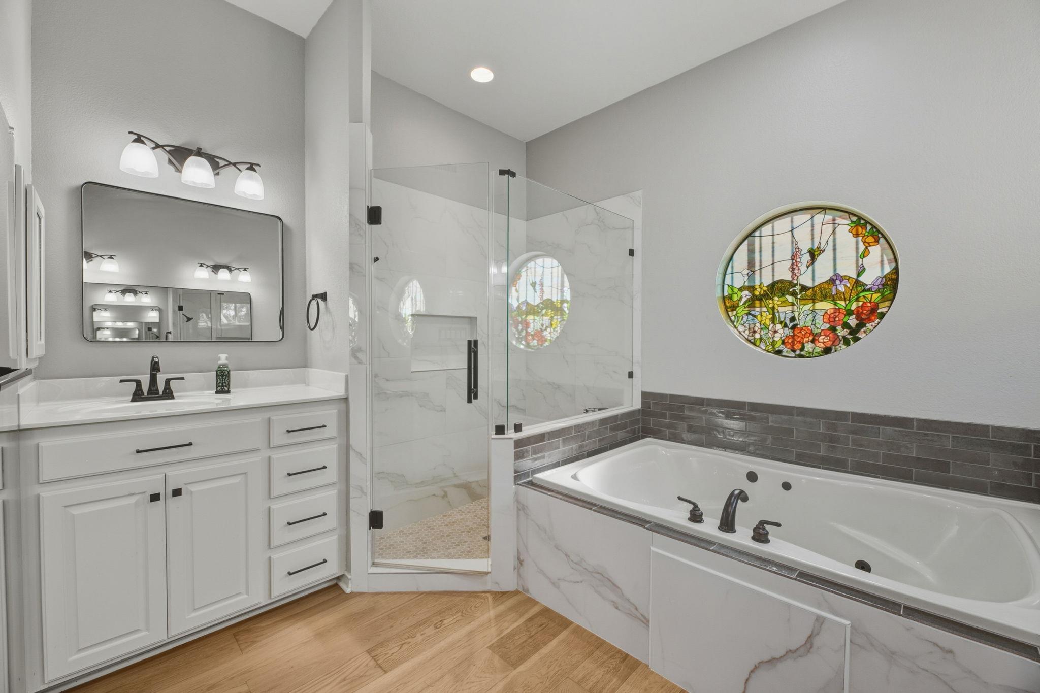 Image 16 of 35 For 103 High Sierra Dr