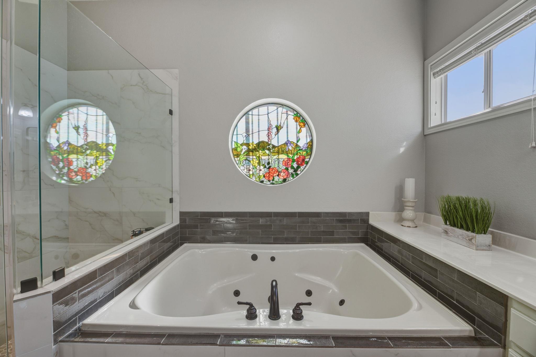 Image 17 of 35 For 103 High Sierra Dr