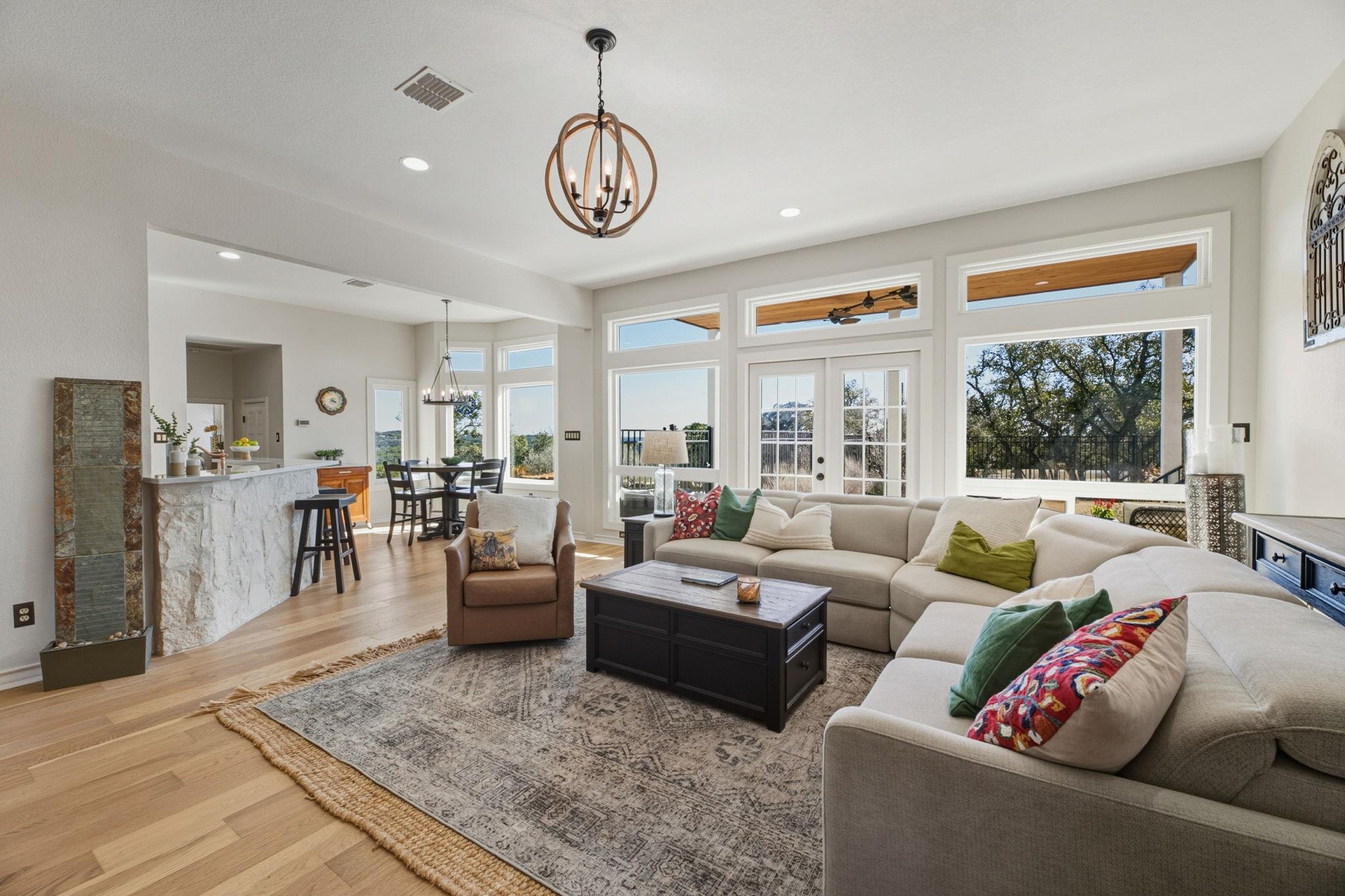 Image 7 of 35 For 103 High Sierra Dr