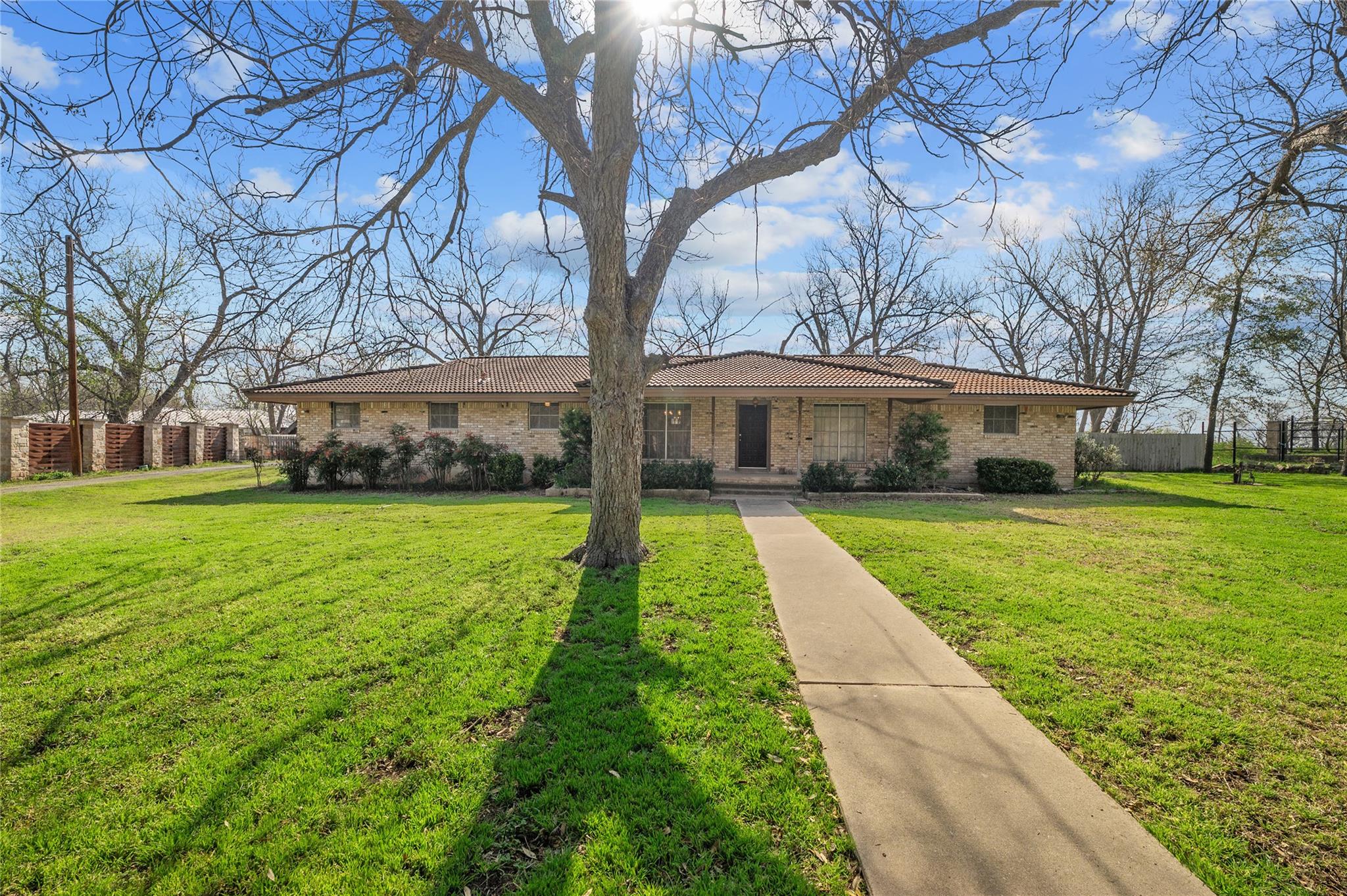 Details for 7705 Shelton Rd, Austin, TX 78725