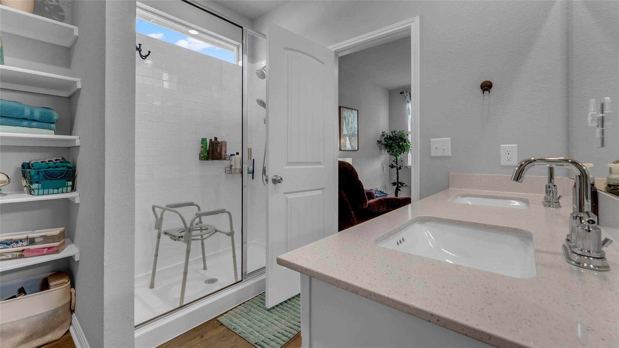 Image 15 of 35 For 235 Bunting Ln