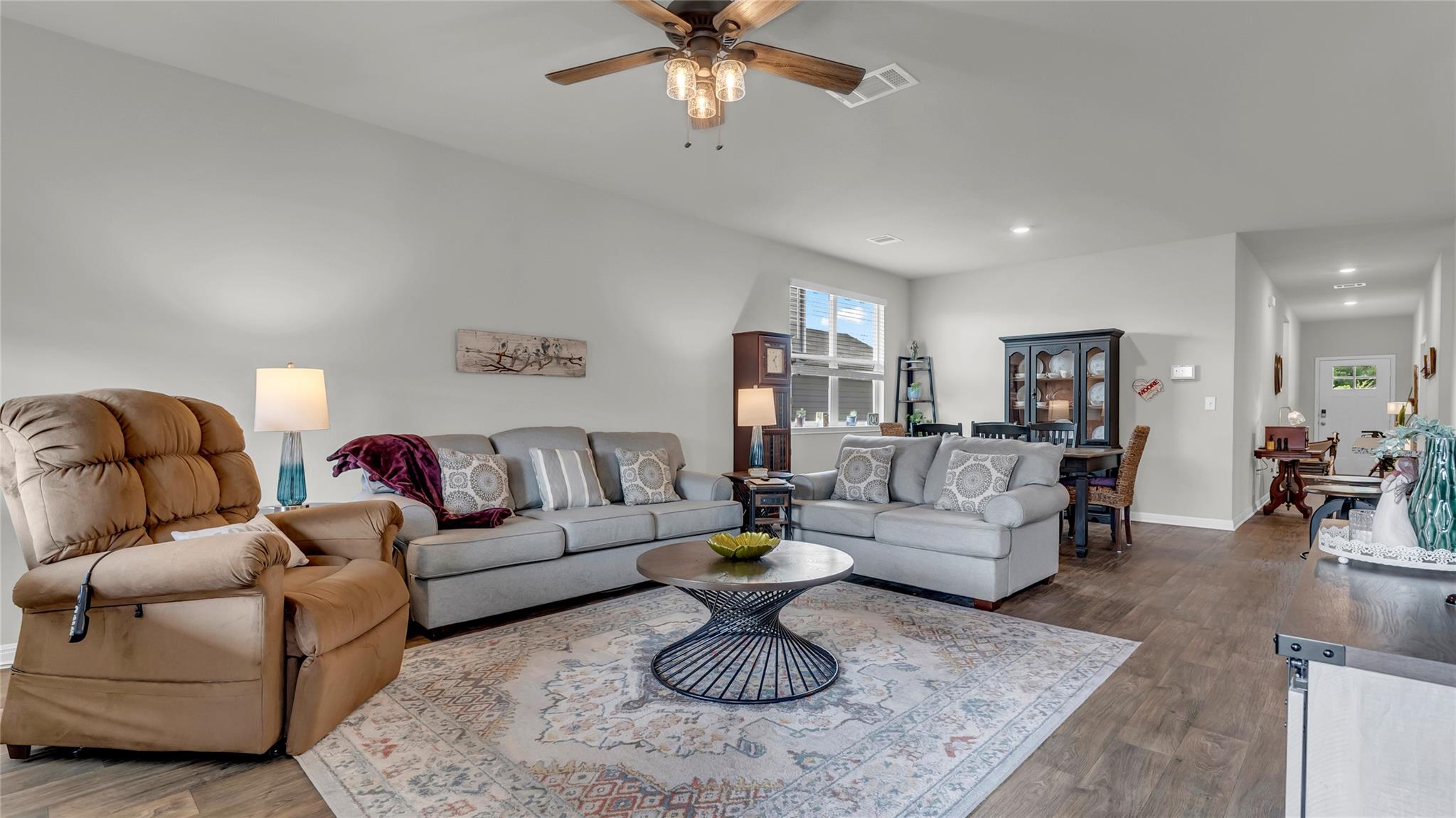 Image 3 of 35 For 235 Bunting Ln