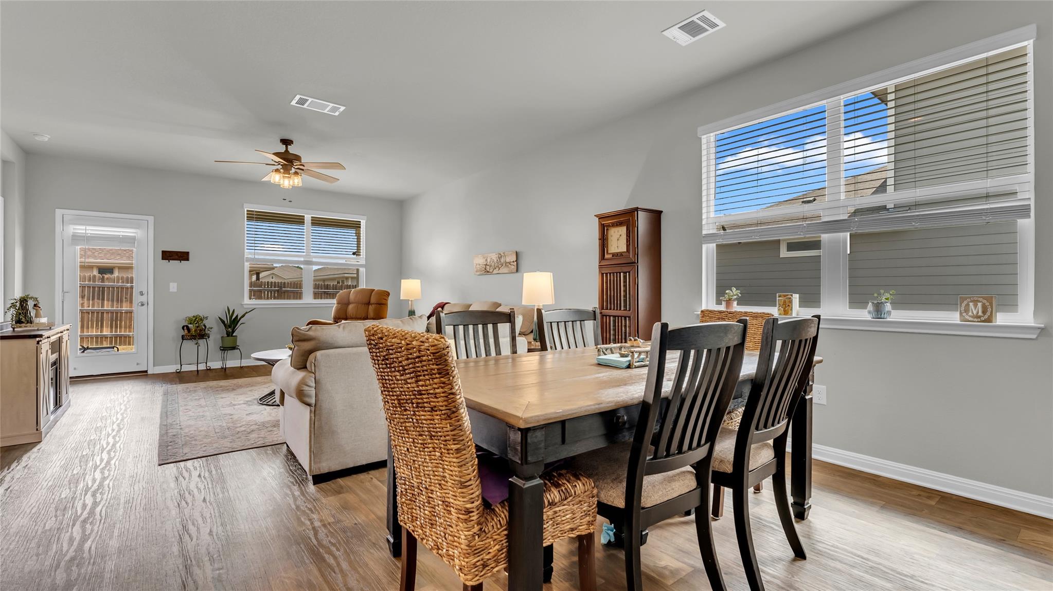 Image 9 of 35 For 235 Bunting Ln