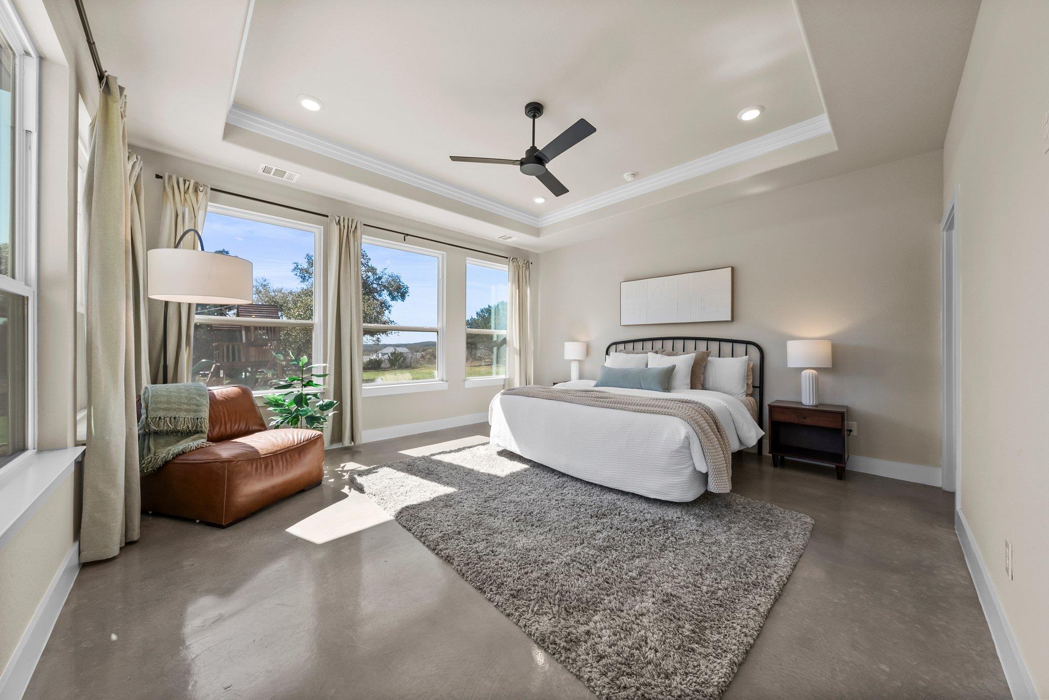 Image 14 of 40 For 5721 Dry Comal Dr
