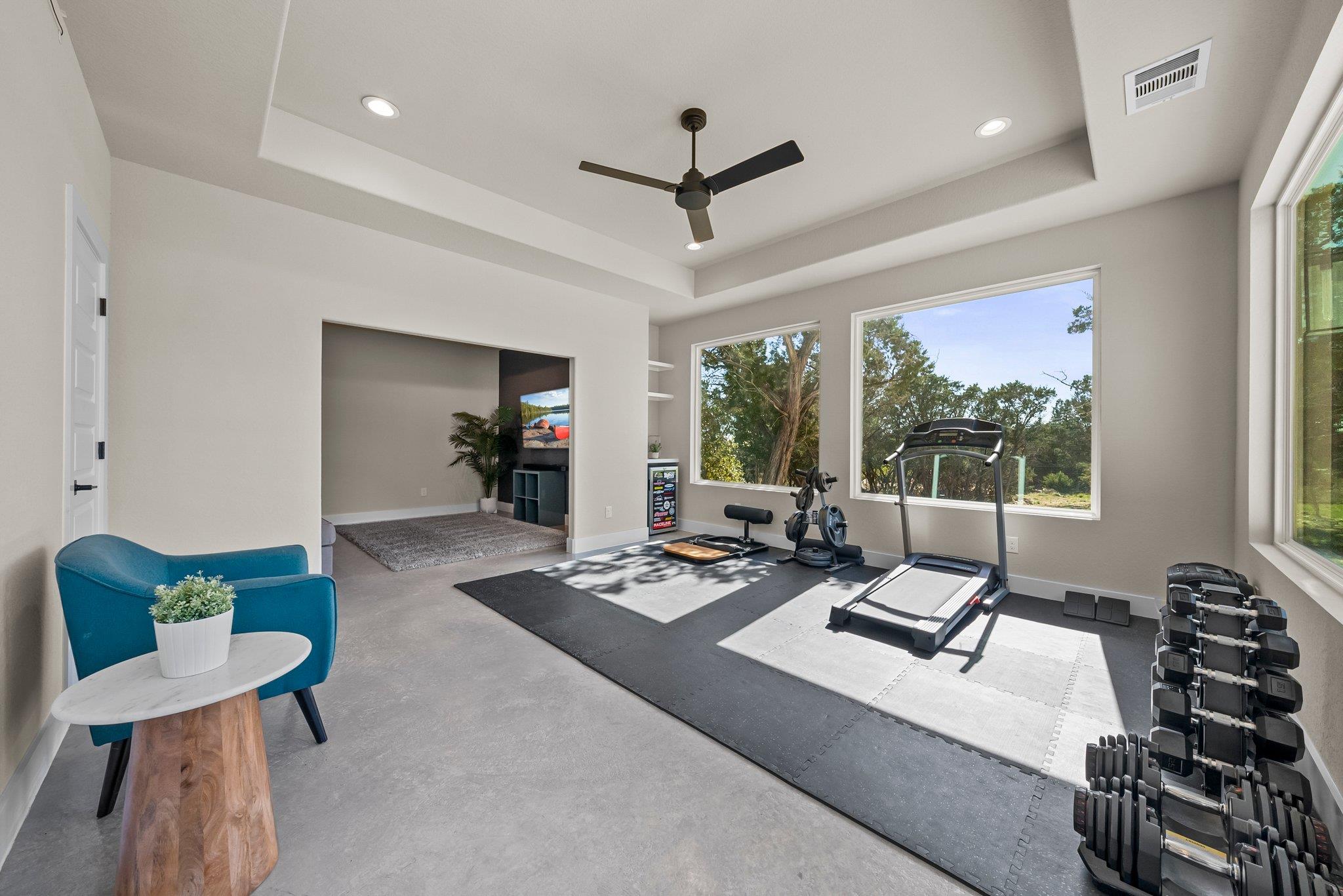Image 21 of 40 For 5721 Dry Comal Dr