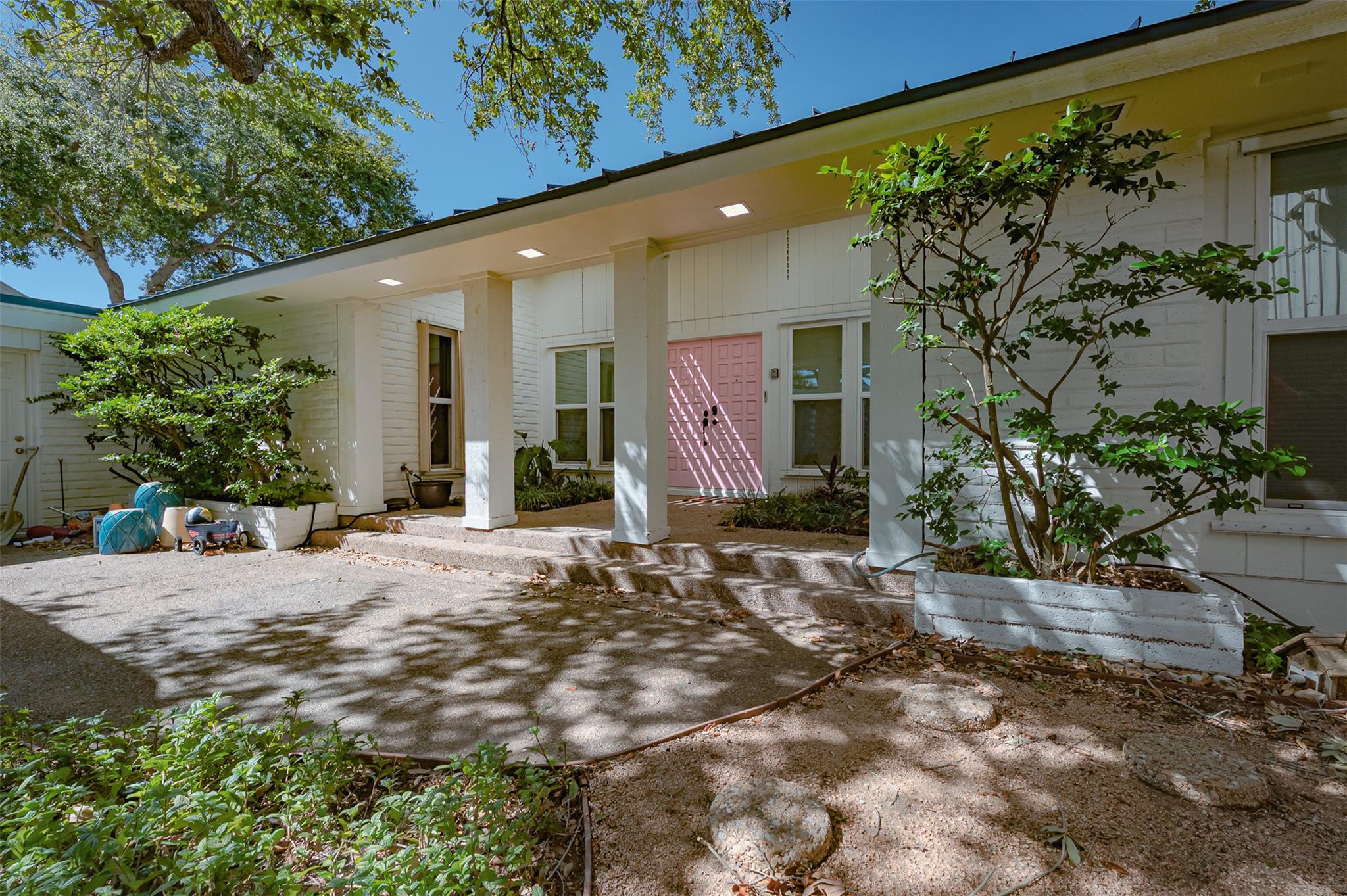 Image 10 of 40 For 27 Bimini Dr