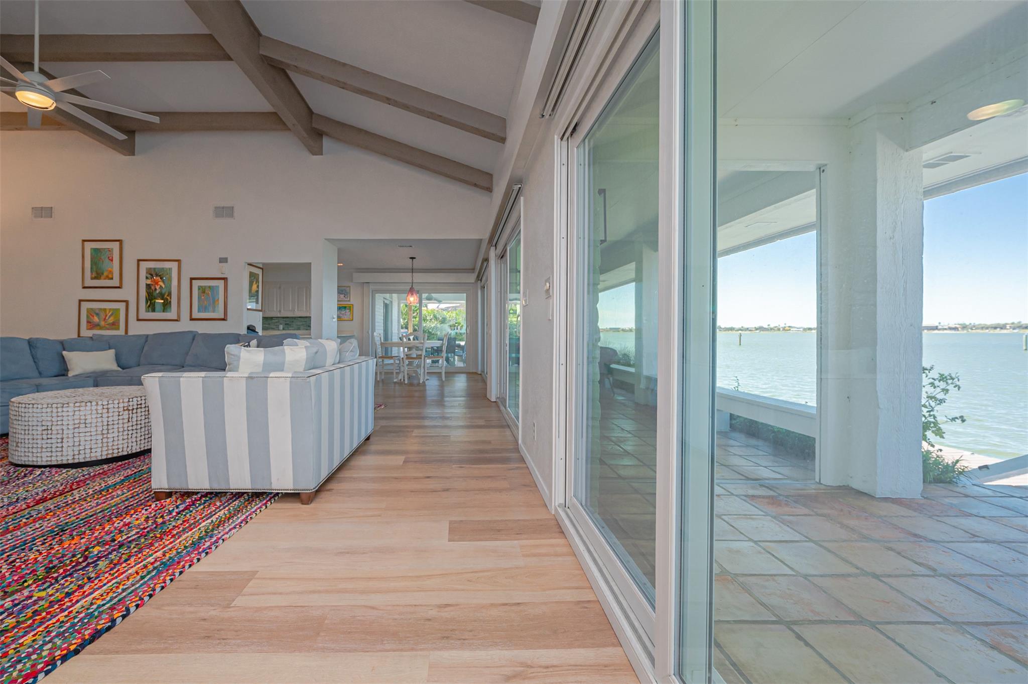 Image 25 of 40 For 27 Bimini Dr