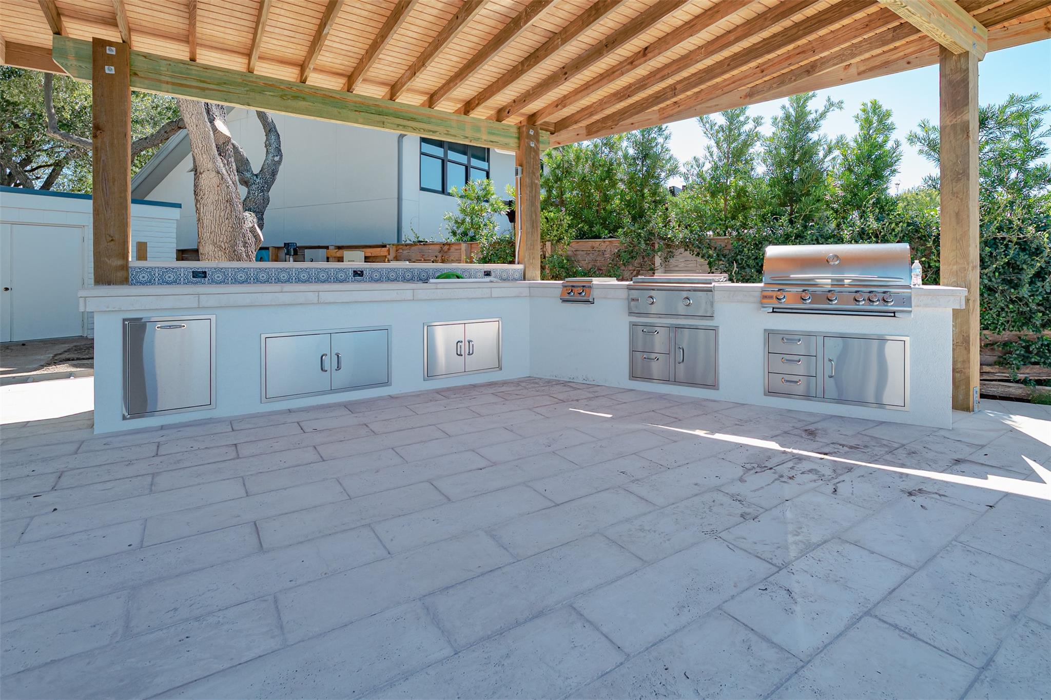 Image 6 of 40 For 27 Bimini Dr