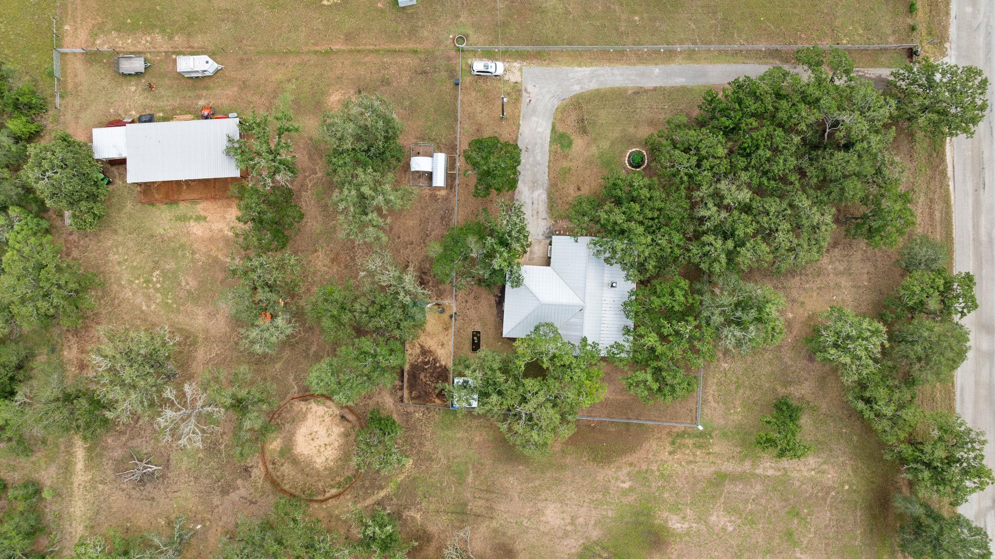 Image 18 of 40 For 3434 Prairie Lea Rd