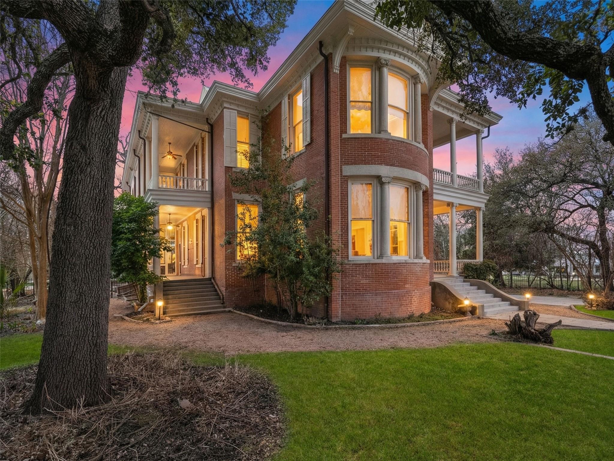 Details for 372 Magazine Ave, New Braunfels, TX 78130