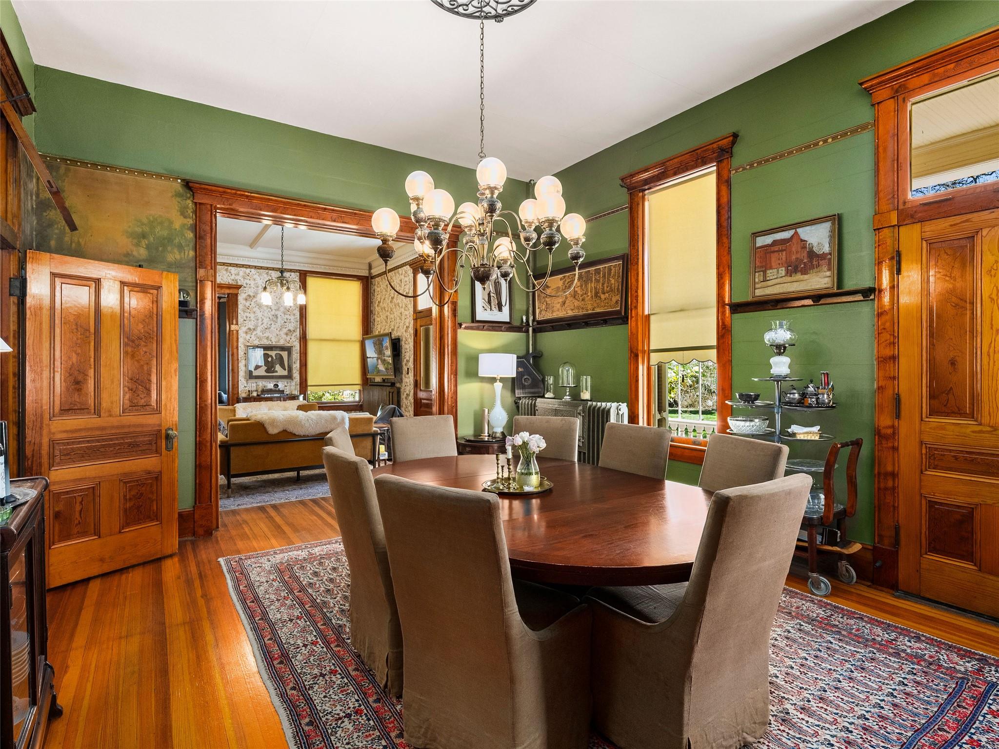 Image 13 of 40 For 372 Magazine Ave