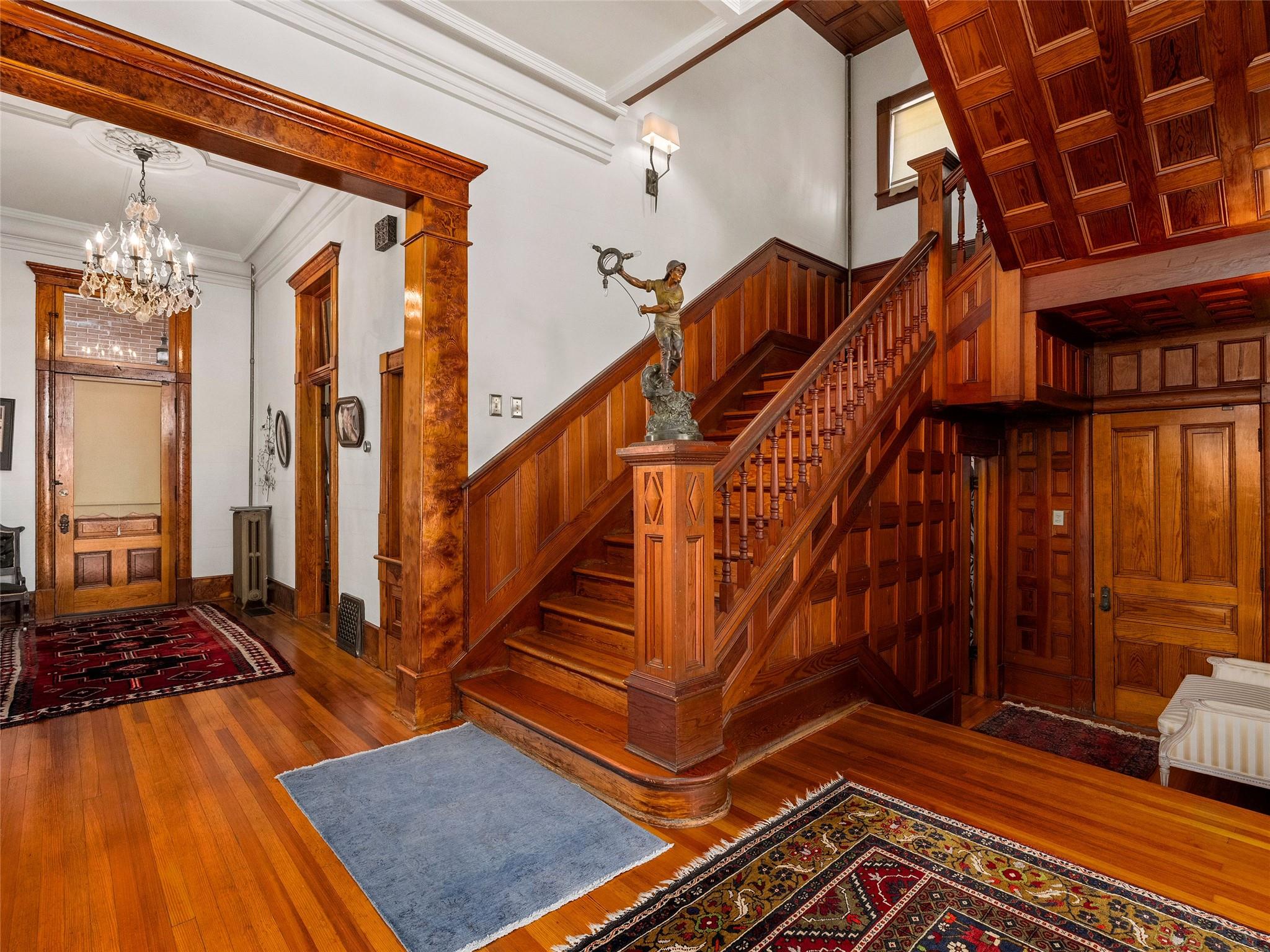 Image 8 of 40 For 372 Magazine Ave