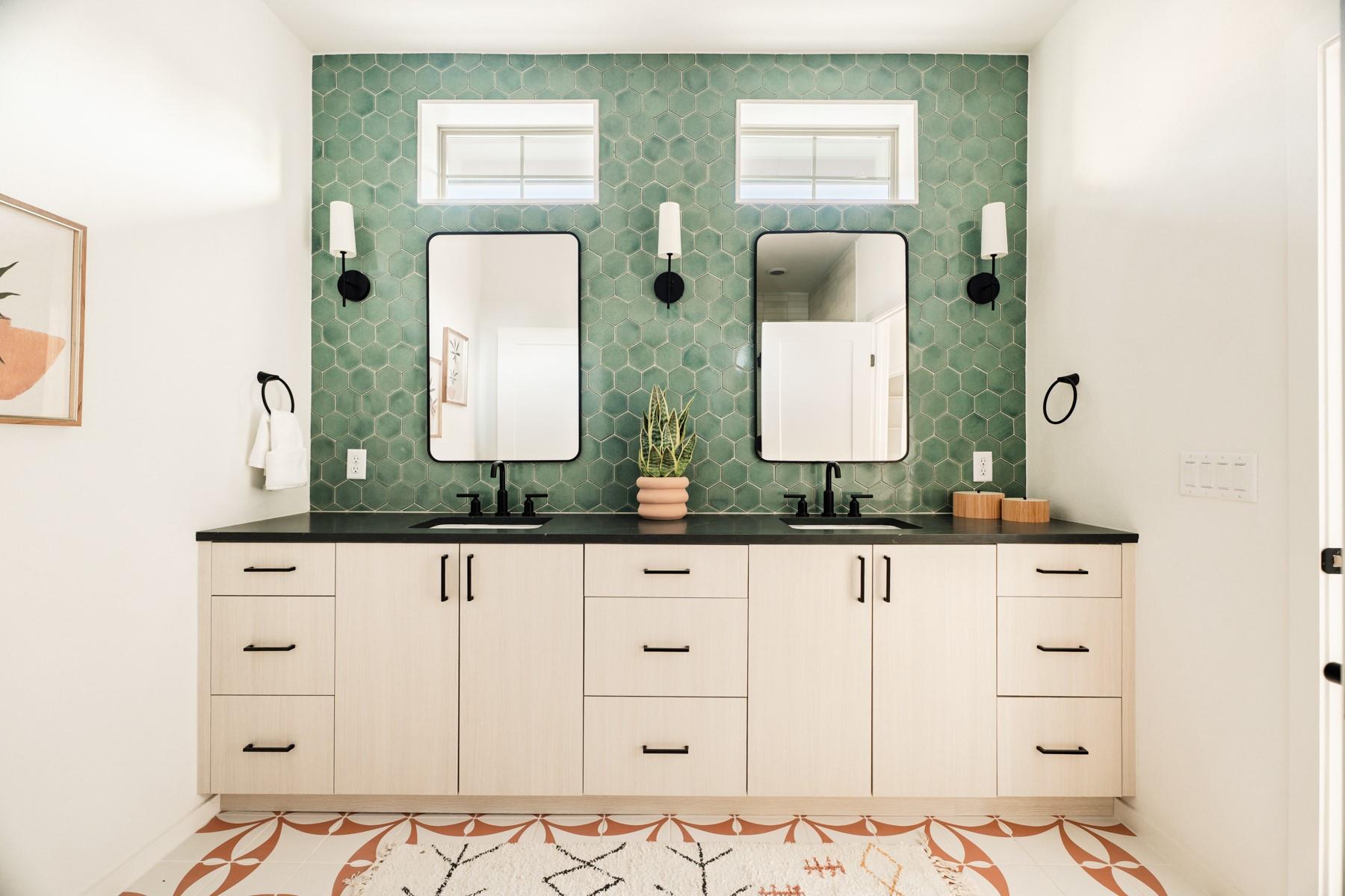 Image 6 of 9 For 3500 Pecan Springs Rd 5