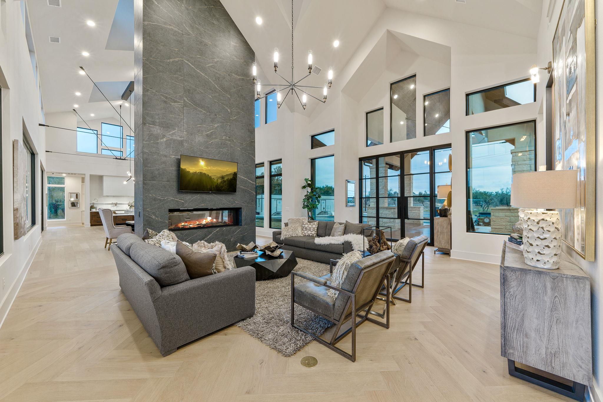 Image 2 of 38 For 7505 Us Highway 290