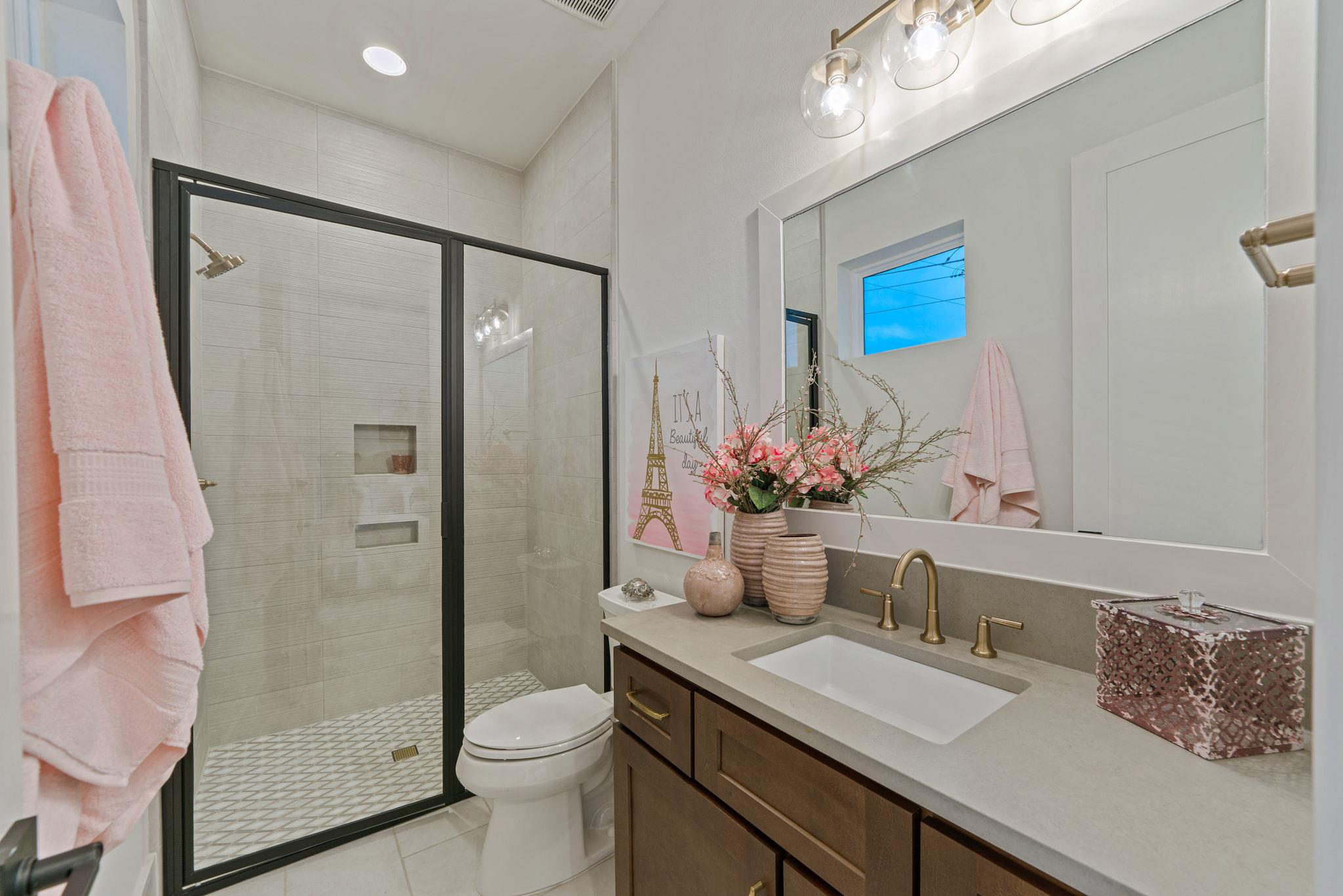 Image 21 of 38 For 7505 Us Highway 290