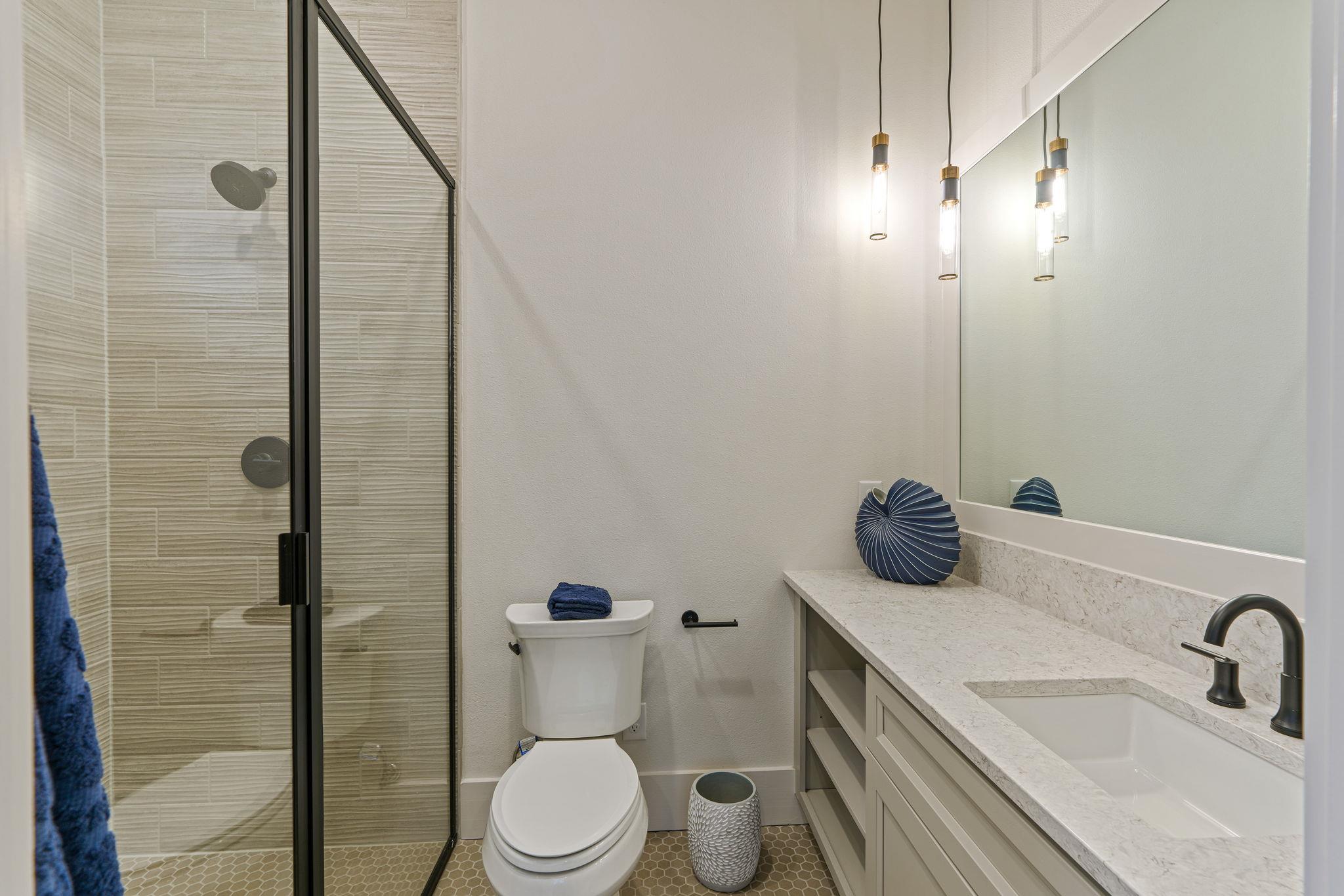 Image 23 of 38 For 7505 Us Highway 290