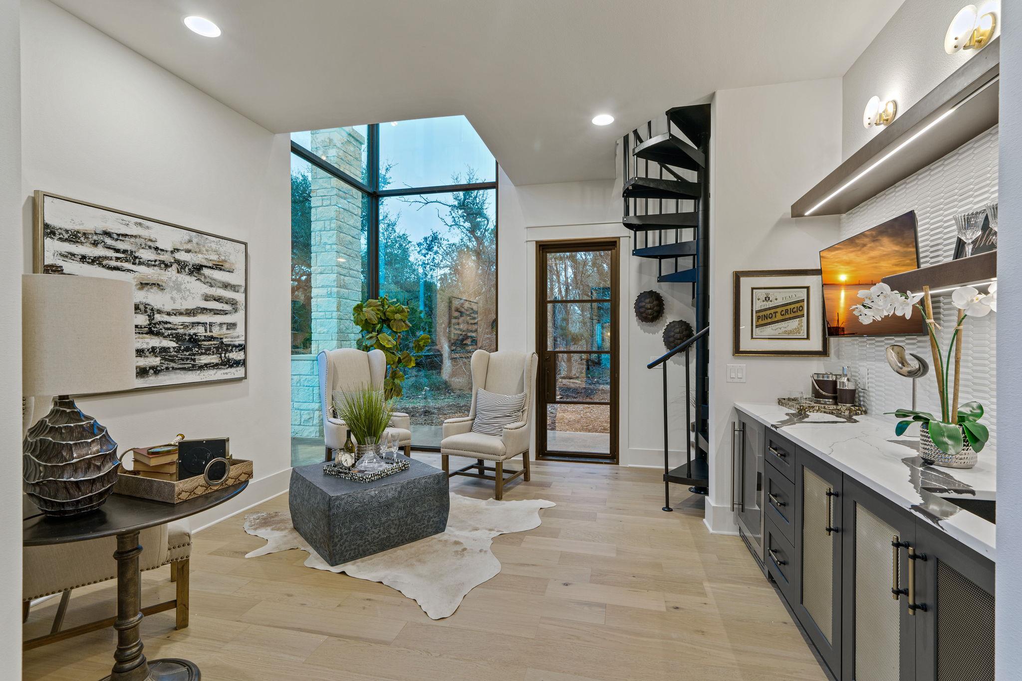 Image 28 of 38 For 7505 Us Highway 290