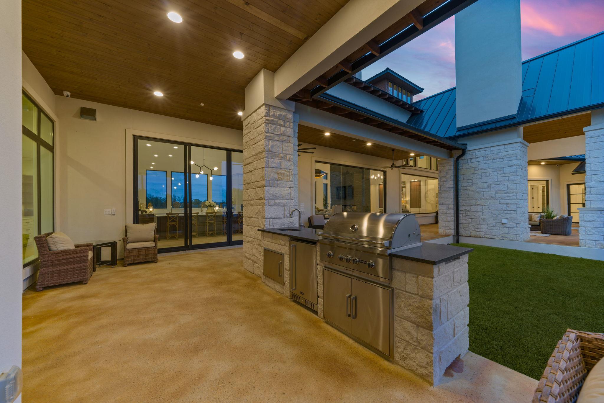 Image 35 of 38 For 7505 Us Highway 290