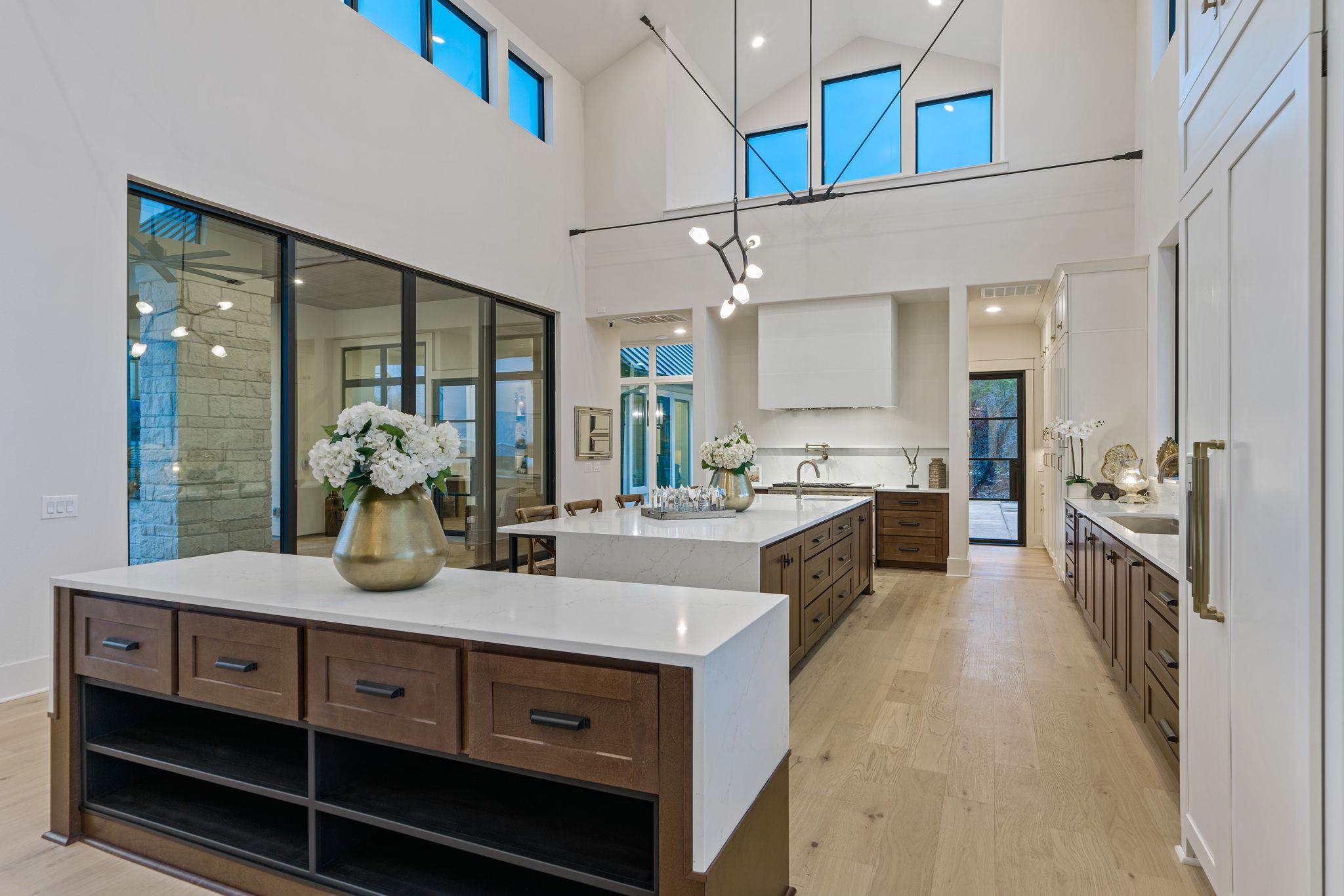 Image 6 of 38 For 7505 Us Highway 290