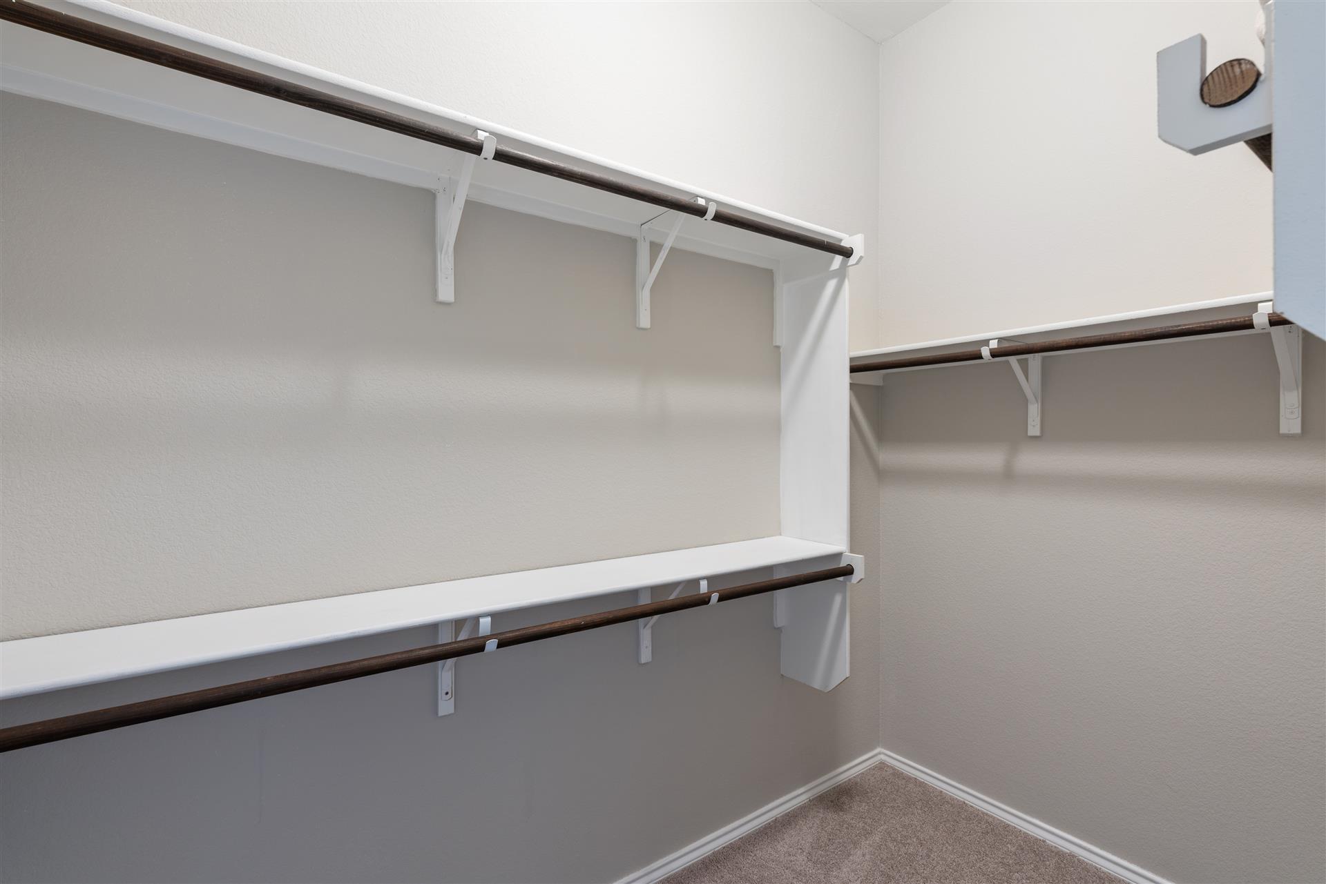 Image 27 of 35 For 320 Cyril Dr