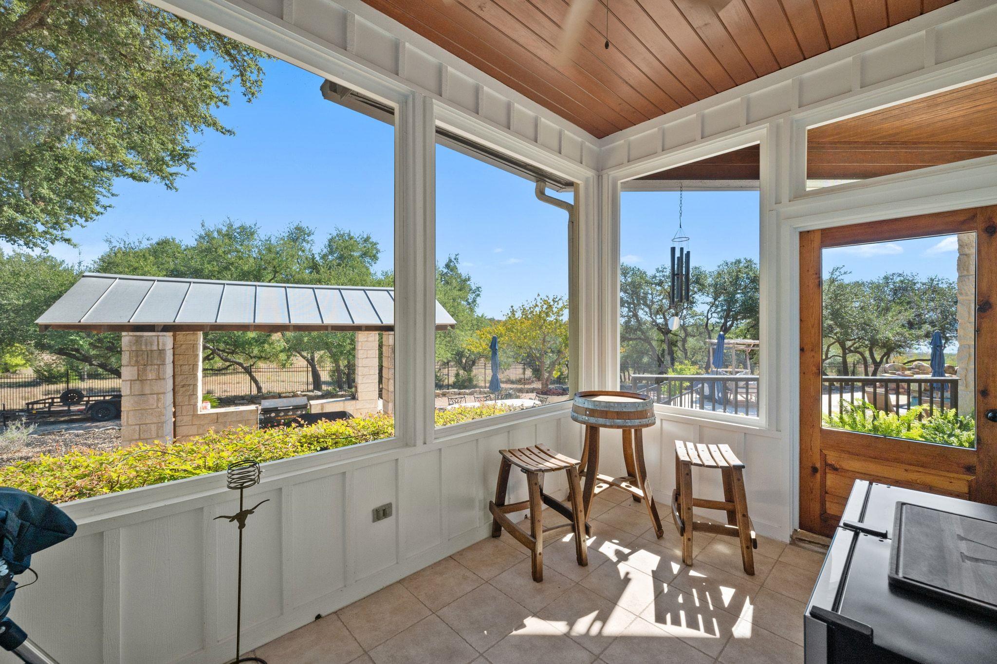 Image 11 of 36 For 185 Shimmering Shore Ct