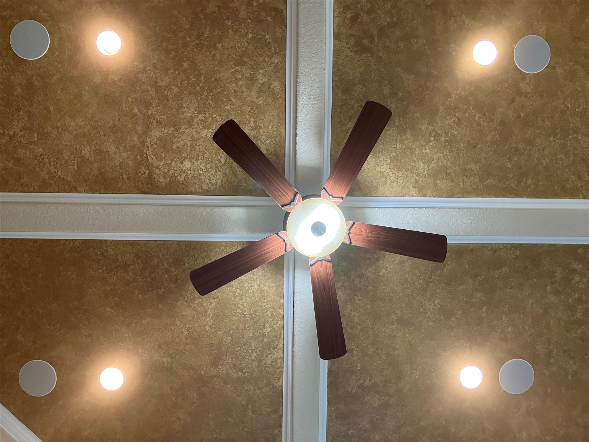 Details for 129 Abrego Crossing S, Floresville, TX 78114