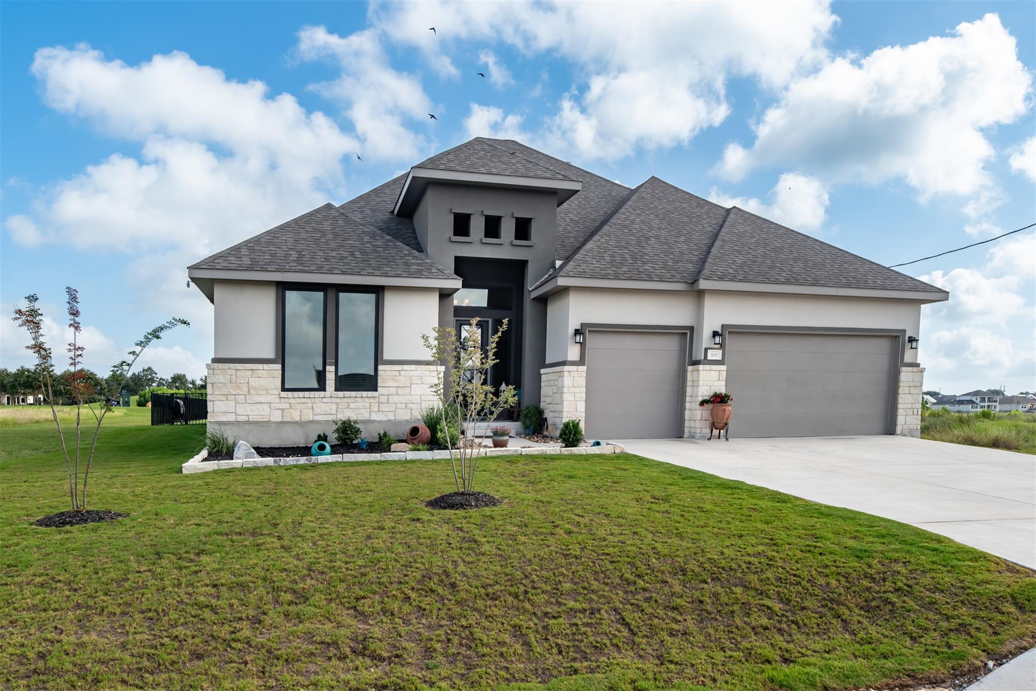 Details for 505 John Price St, Blanco, TX 78606