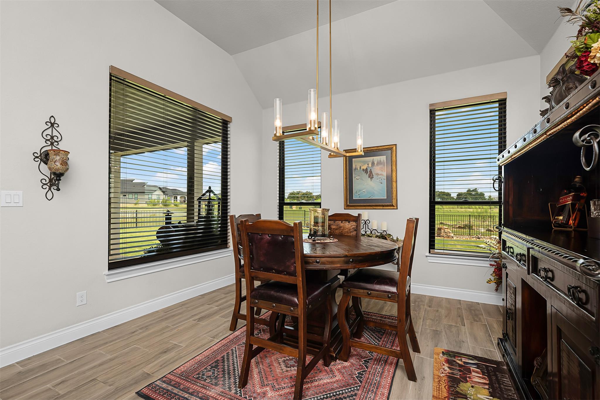 Image 11 of 39 For 505 John Price St