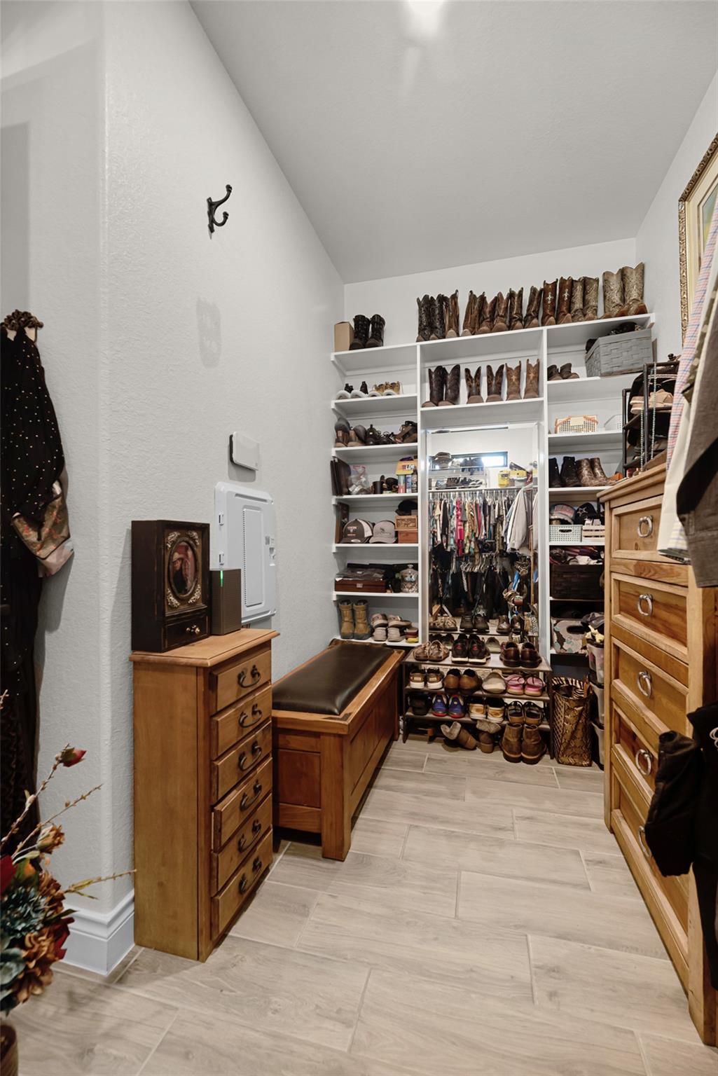 Image 23 of 39 For 505 John Price St