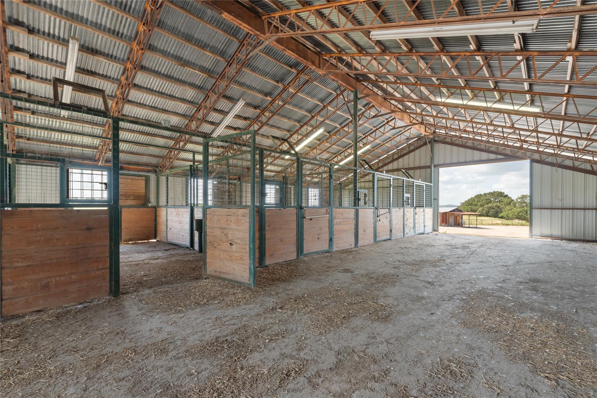 Image 21 of 39 For Tbd 125 Hye Albert Rd