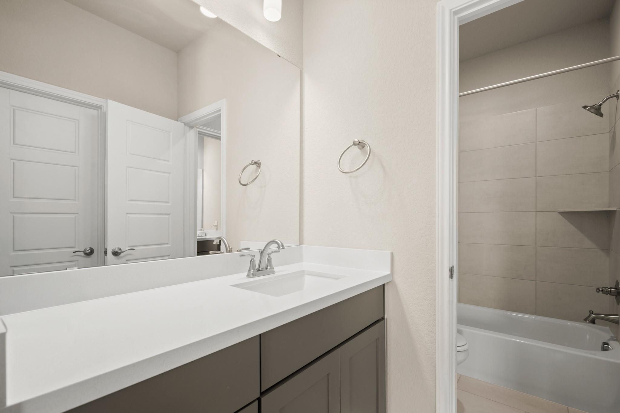 Image 26 of 40 For 108 Rosetta Loop