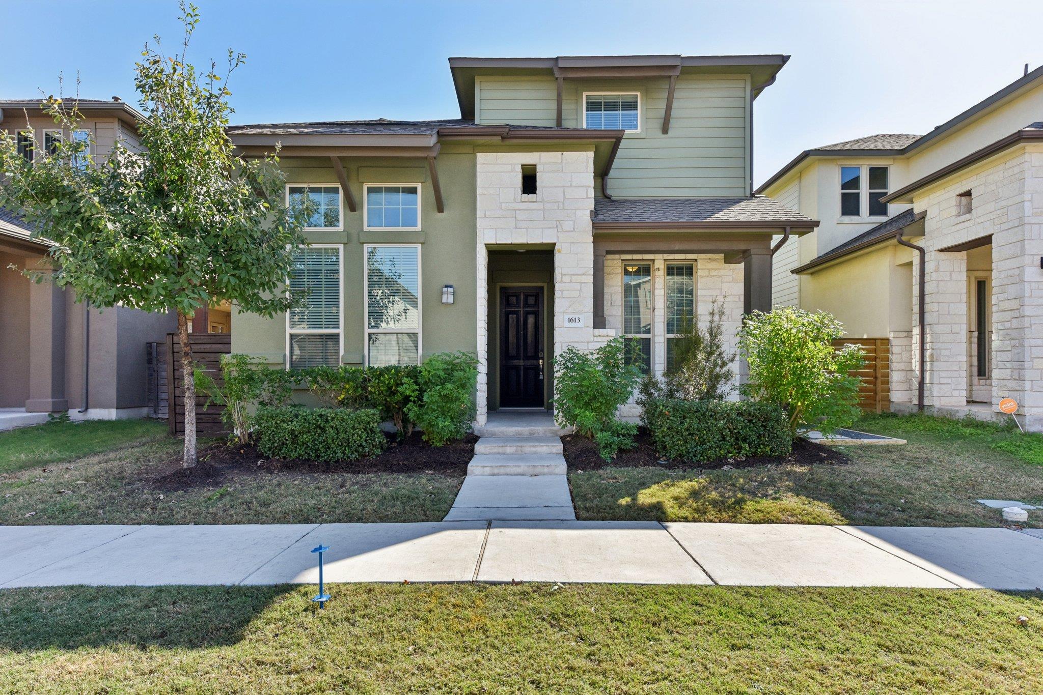Details for 1613 Arcilla St, Austin, TX 78741