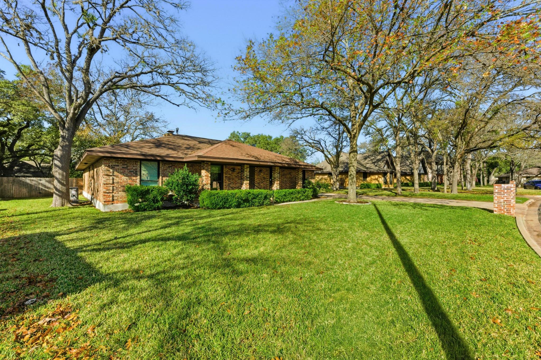 Details for 6906 Treaty Oak Cir, Austin, TX 78749