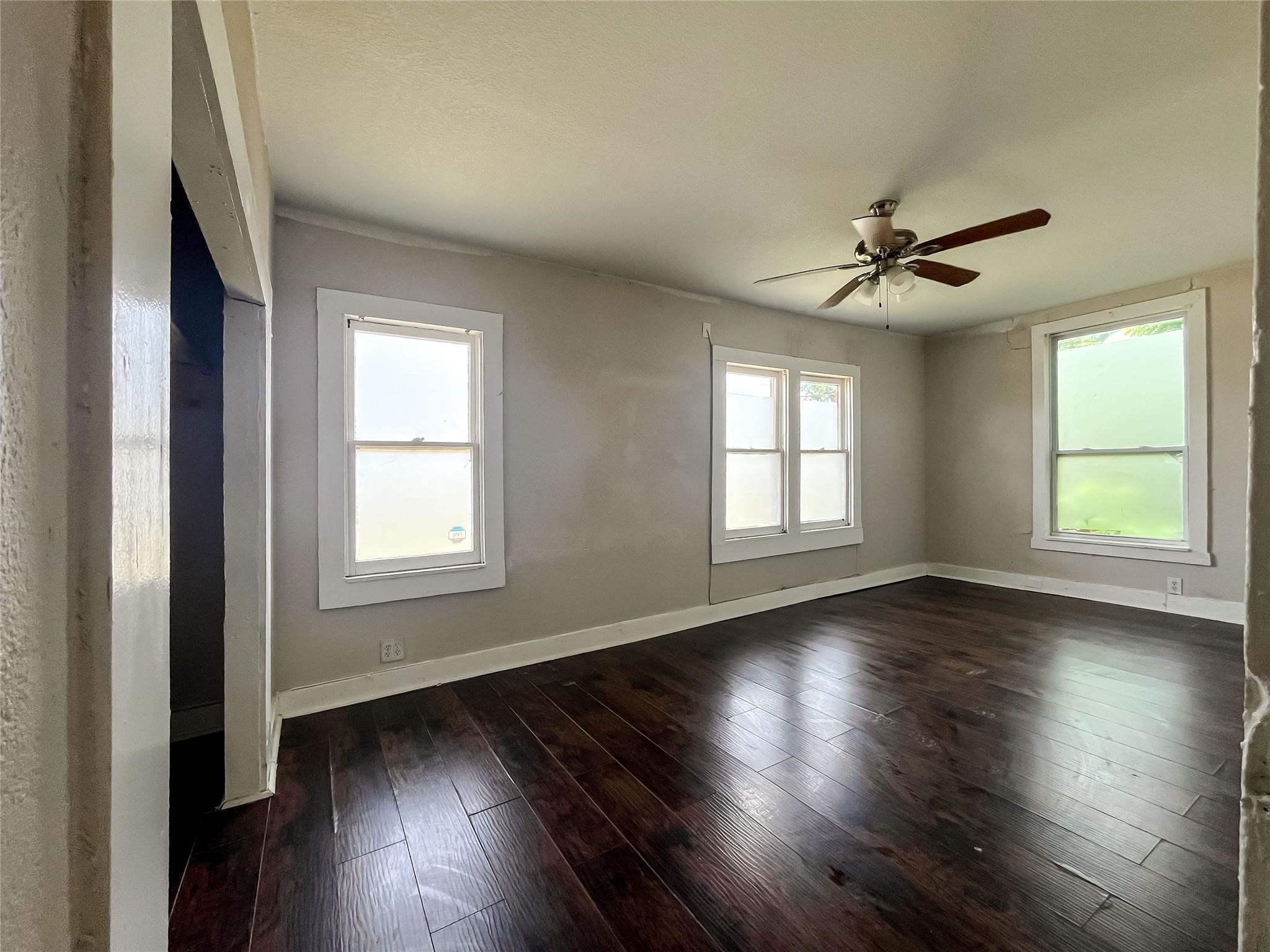 Image 10 of 24 For 1216 Delaware St