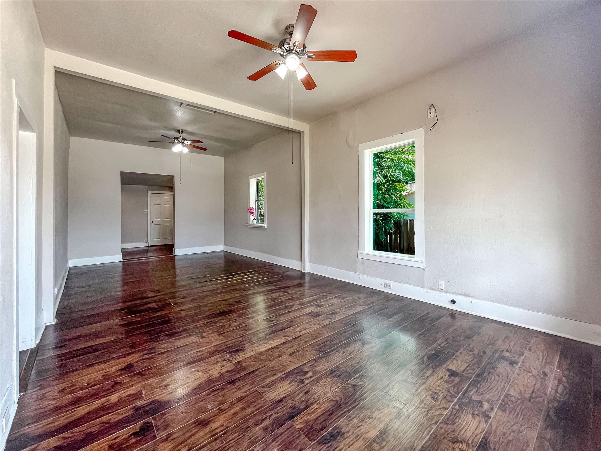 Image 2 of 24 For 1216 Delaware St