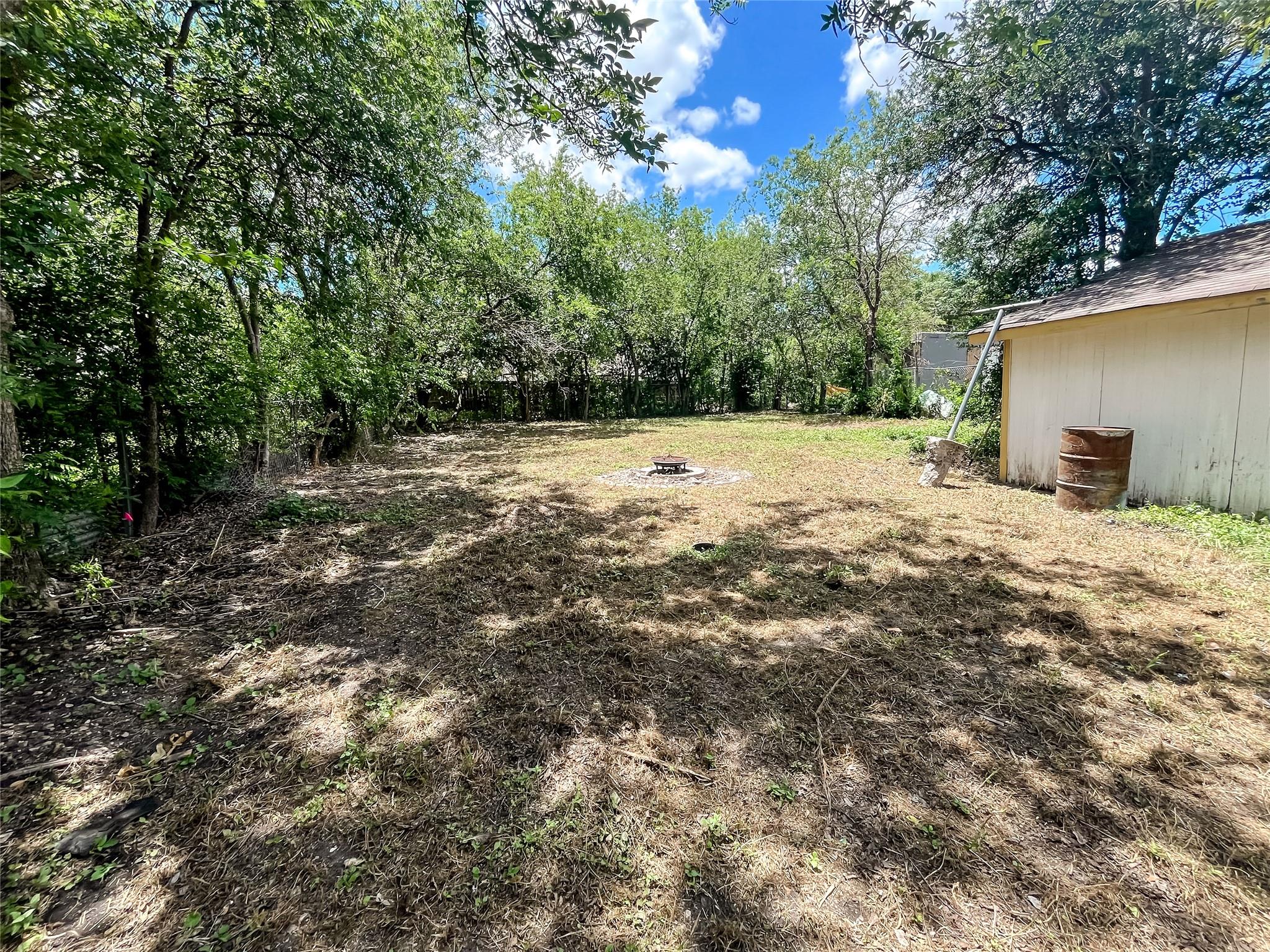 Image 21 of 24 For 1216 Delaware St