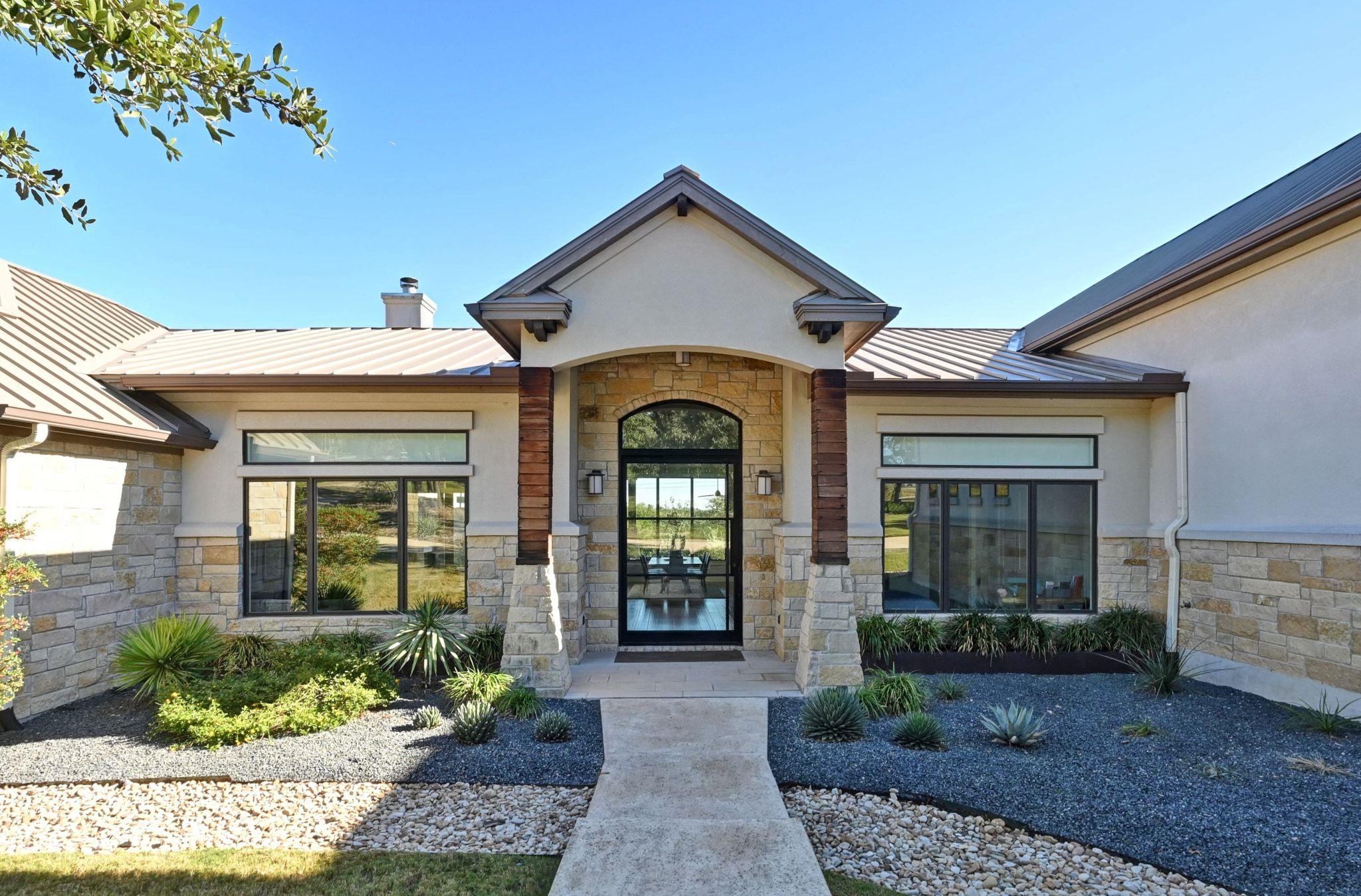 Image 2 of 40 For 4217 Verano Dr